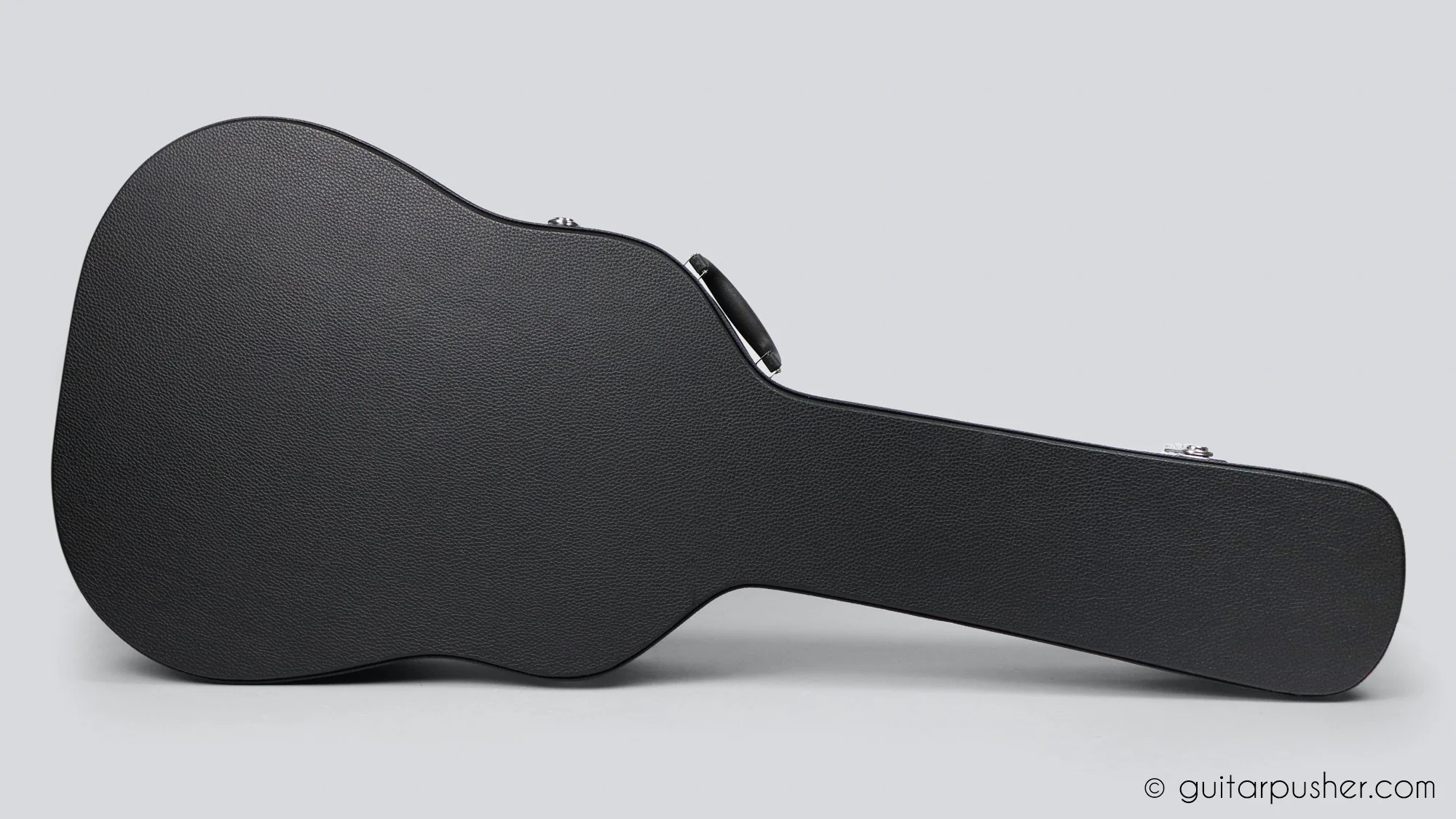 HC-040 Black hard case for Acoustic Guitar - Image 3