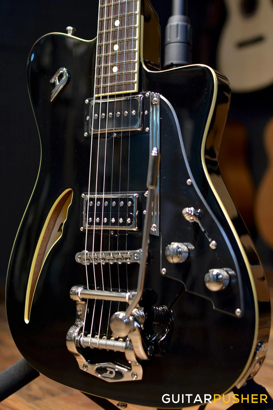 Duesenberg Guitars Caribou Electric Guitar (Black) w/ Hard Case - Image 3