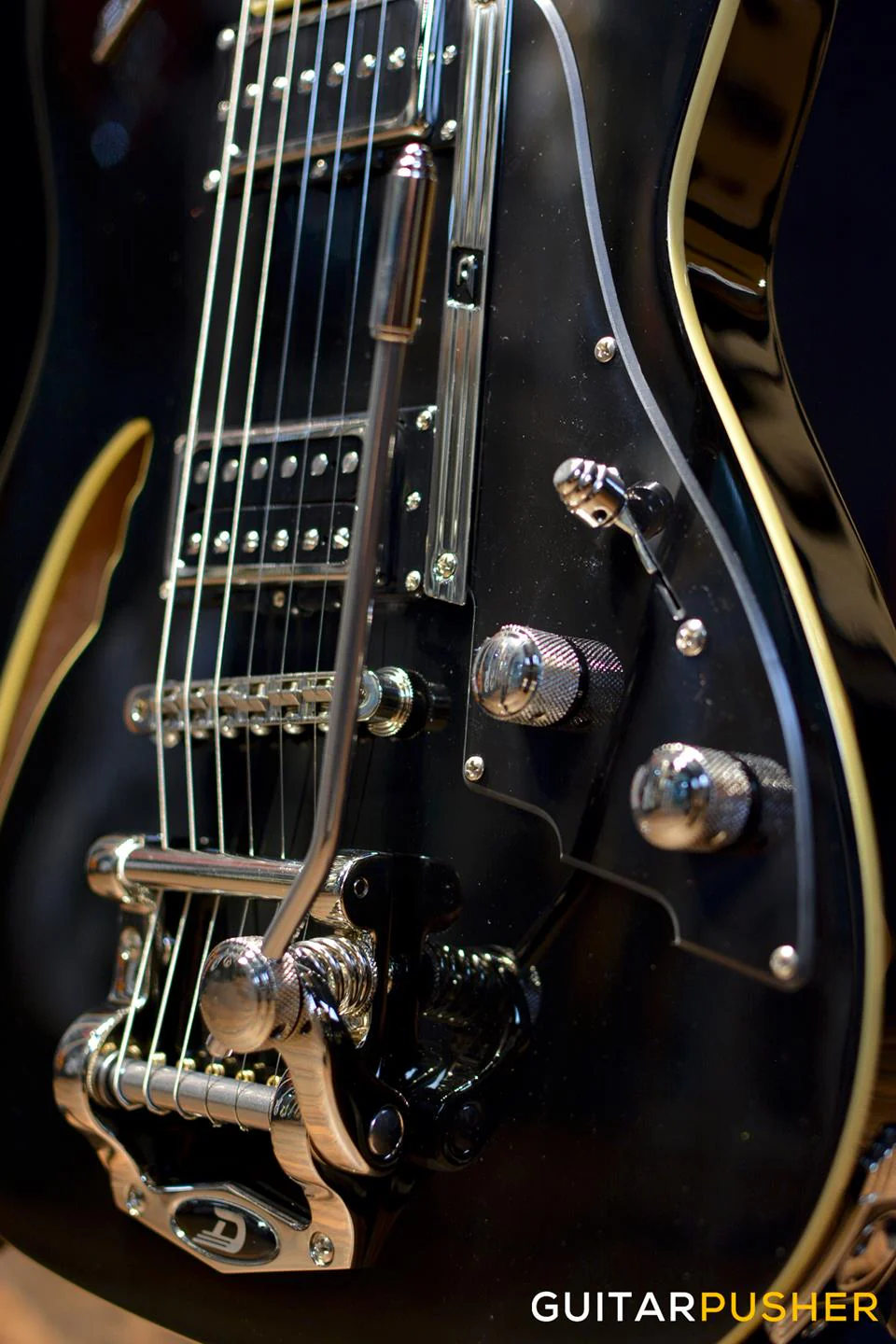 Duesenberg Guitars Caribou Electric Guitar (Black) w/ Hard Case - Image 4
