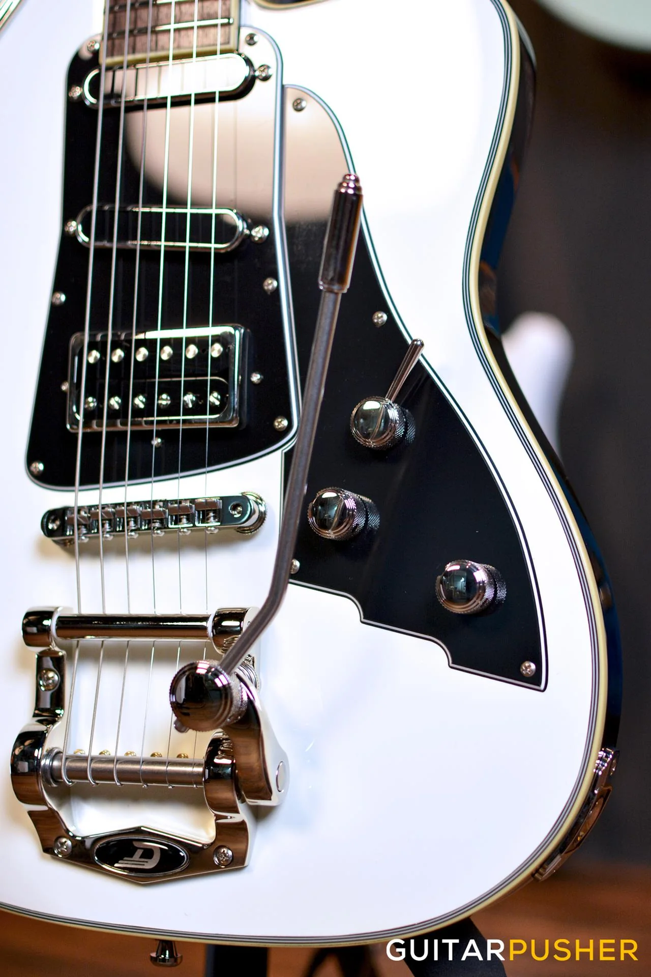 Duesenberg Guitars Paloma Electric Guitar (White) w/ Hard Case - Image 3