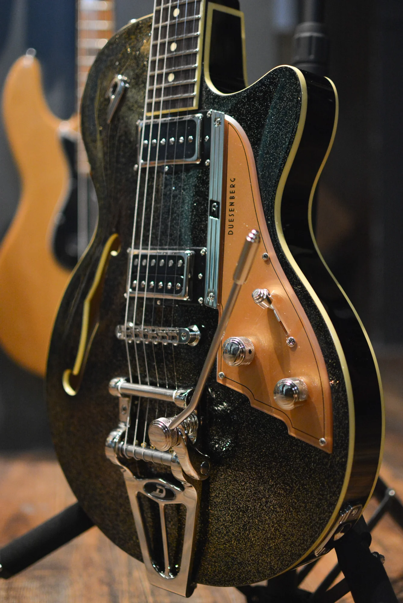 Duesenberg Guitars Starplayer TV Electric Guitar (Black Sparkle) w/ Hard Case - Image 4