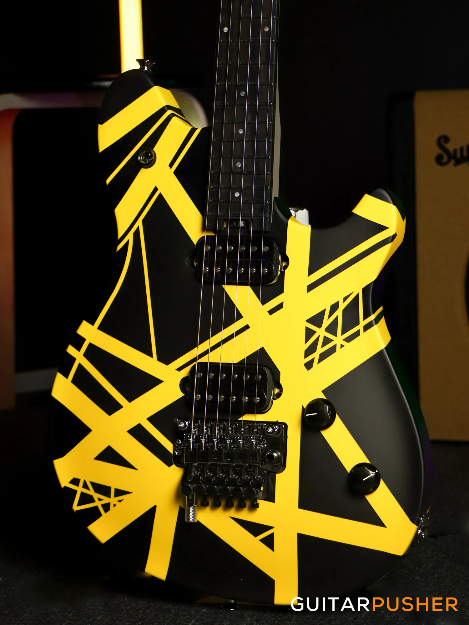 EVH Wolfgang Special Striped, Ebony Fretboard - Black w/ Yellow Stripes (5107702316) - Image 4