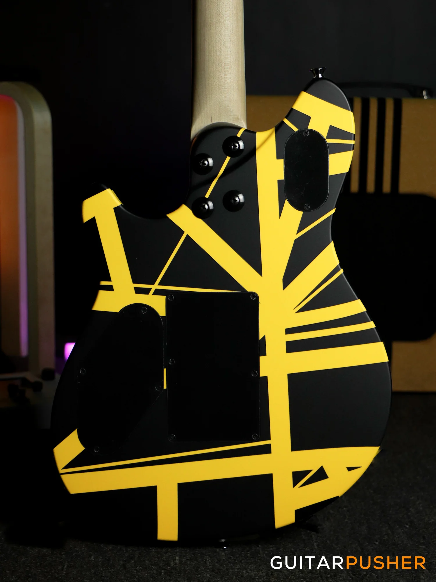 EVH Wolfgang Special Striped, Ebony Fretboard - Black w/ Yellow Stripes (5107702316) - Image 7