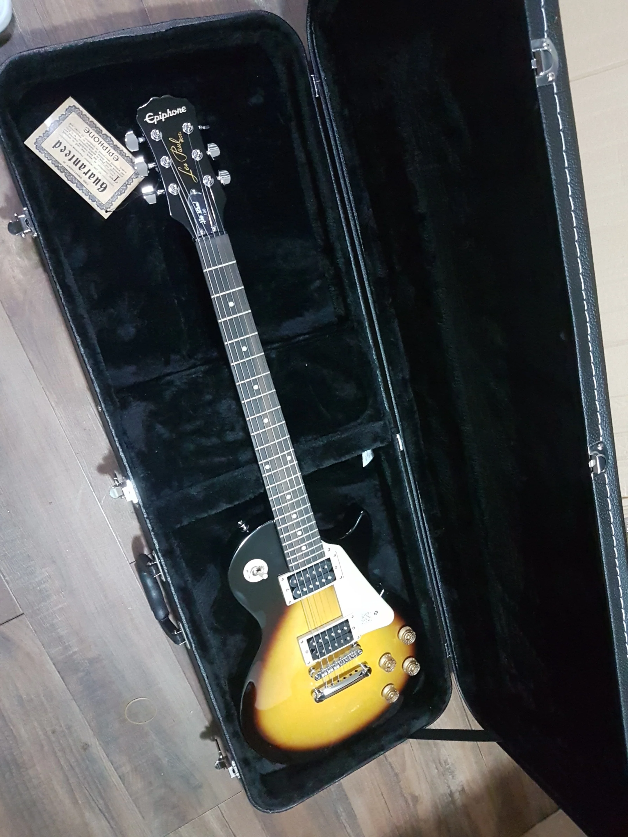 G-Craft HC-026 Rectangular Hard Case for Electric Guitar - Image 19