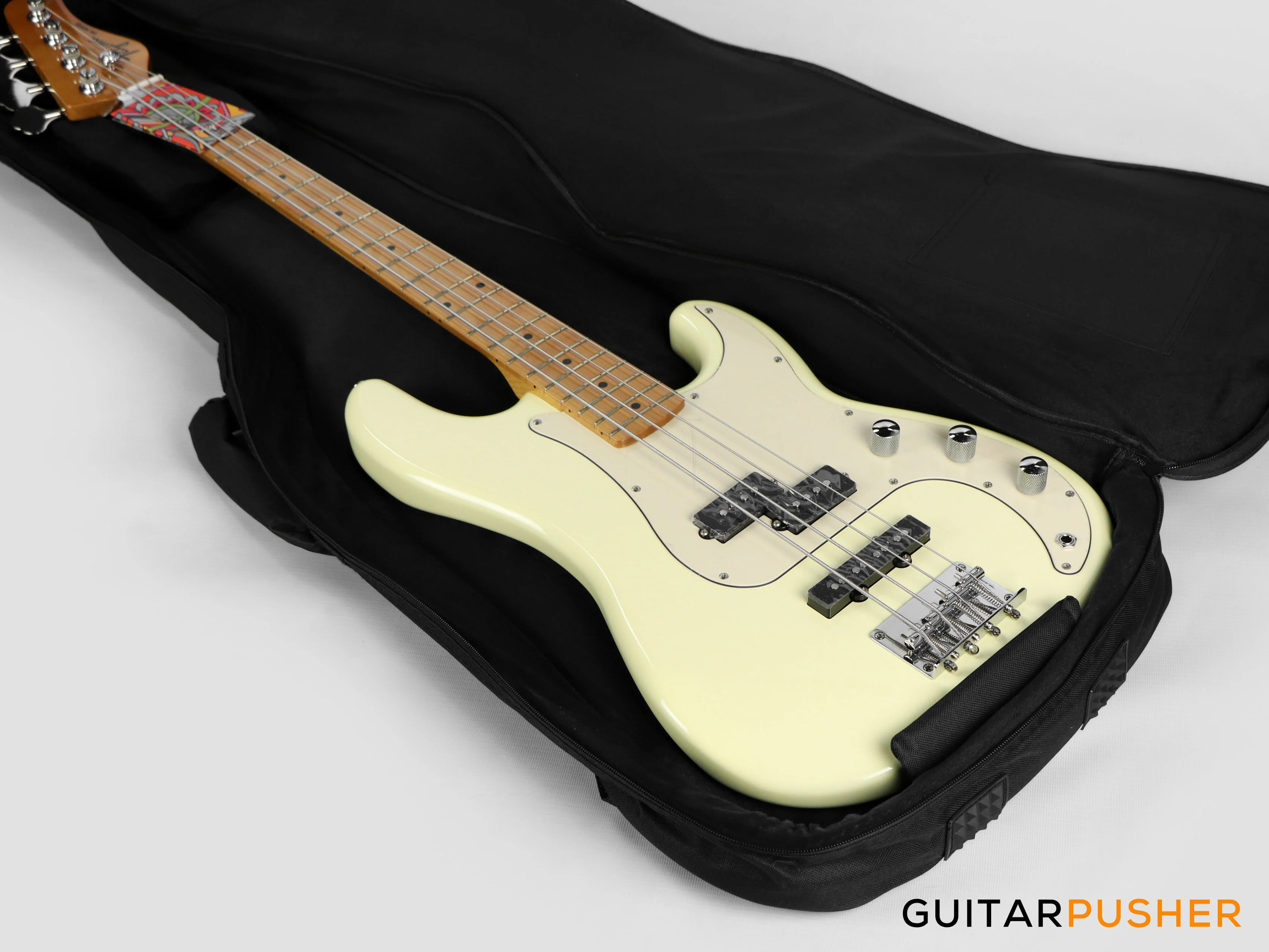G-Craft LUX Lite B Padded Gig Bag for Bass Guitar - Image 7