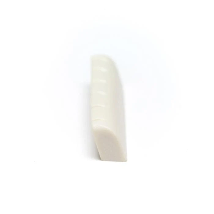 Graphtech NuBone Nut Slotted Martin Style LC-M600-00 - Image 4