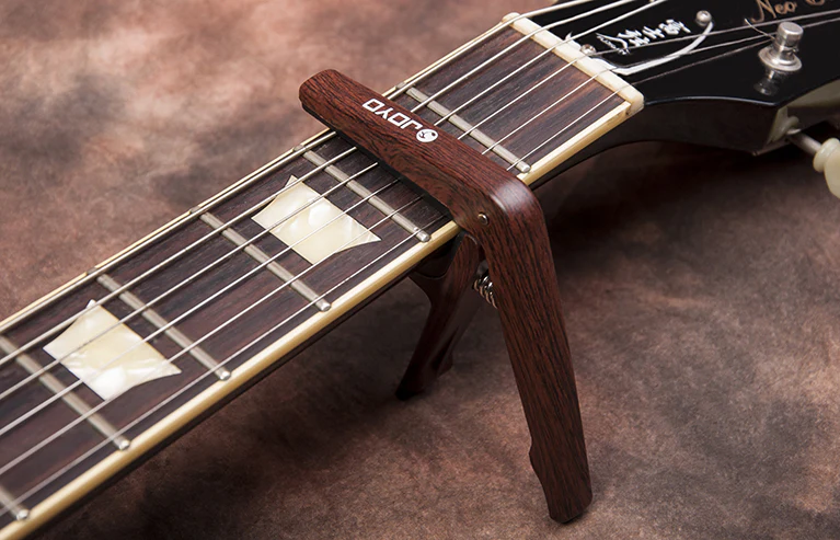 Joyo JCP-01 Quick Change Clamp Capo with Pick - Image 5