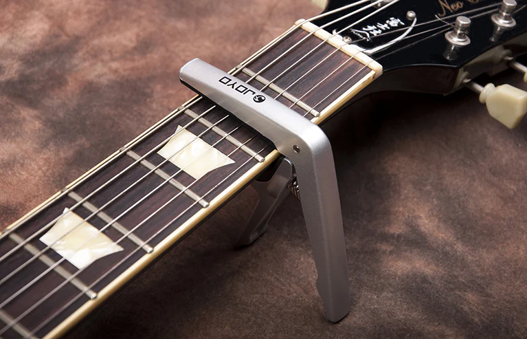 Joyo JCP-01 Quick Change Clamp Capo with Pick - Image 9