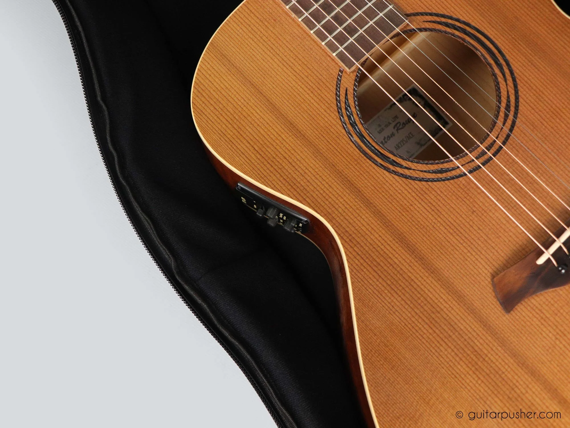 Kavaborg Acoustic Guitar Gig Bag (HG600F) - Image 62