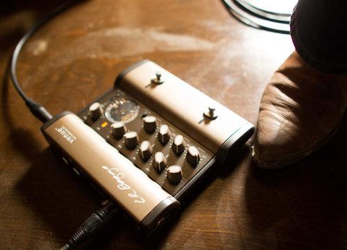 L.R. Baggs Venue DI Acoustic Guitar Preamp and DI with XLR - Image 3