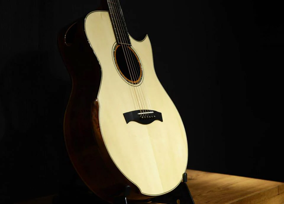 Maestro Custom Series Raffles-MR CSB A All-Solid Wood Adirondack Spruce/Madagascar Rosewood Acoustic Guitar - Image 3