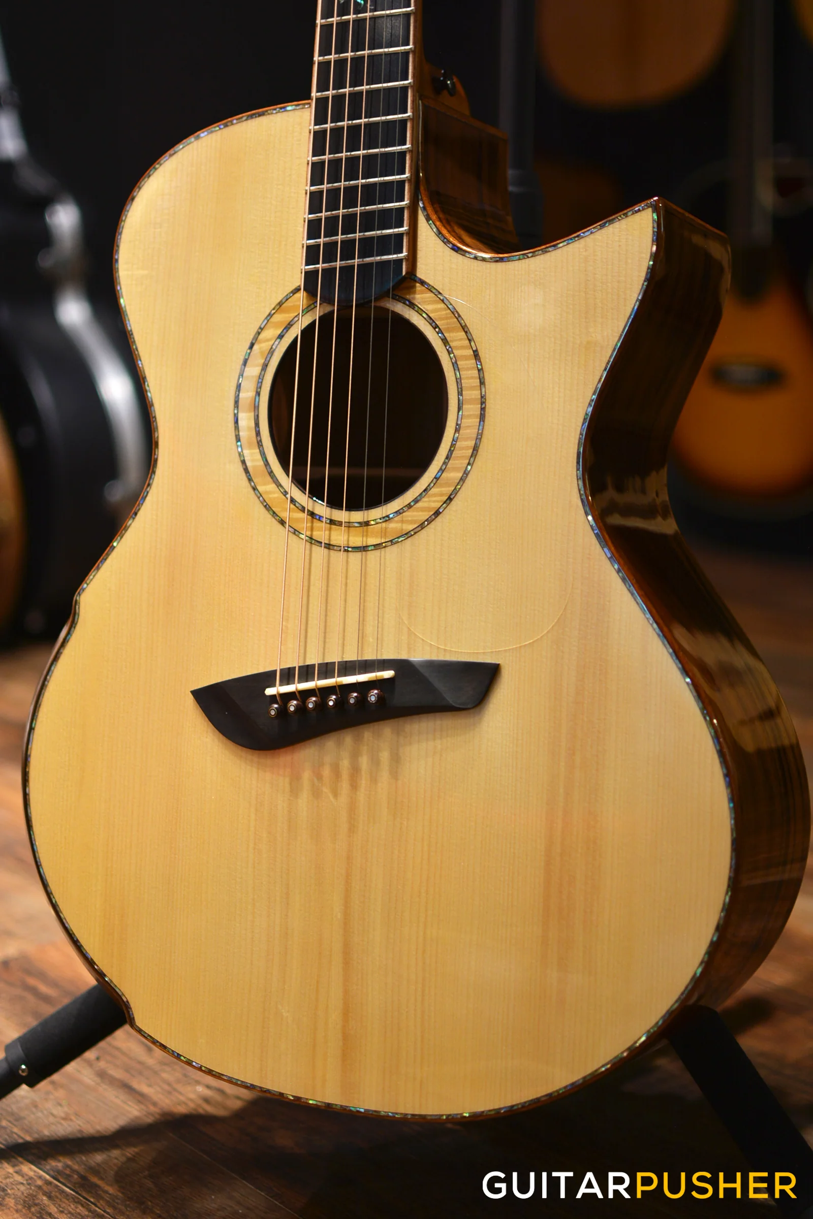 Maestro Custom Series Singa-K CSB A FF All-Solid Wood Adirondack Spruce/Pacific Koa Fanned Fret Acoustic Guitar - Image 6