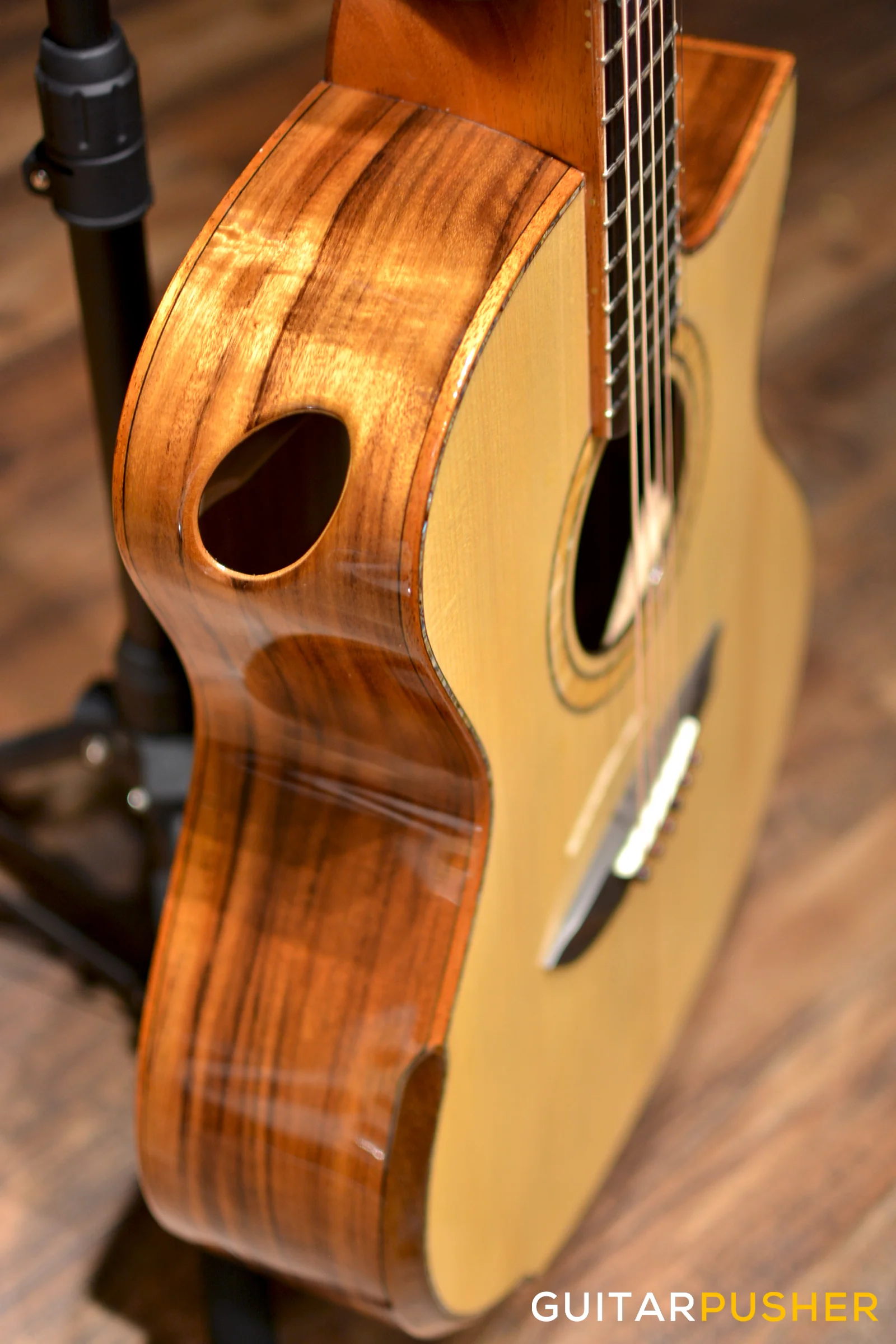 Maestro Custom Series Singa-K CSB A FF All-Solid Wood Adirondack Spruce/Pacific Koa Fanned Fret Acoustic Guitar - Image 8