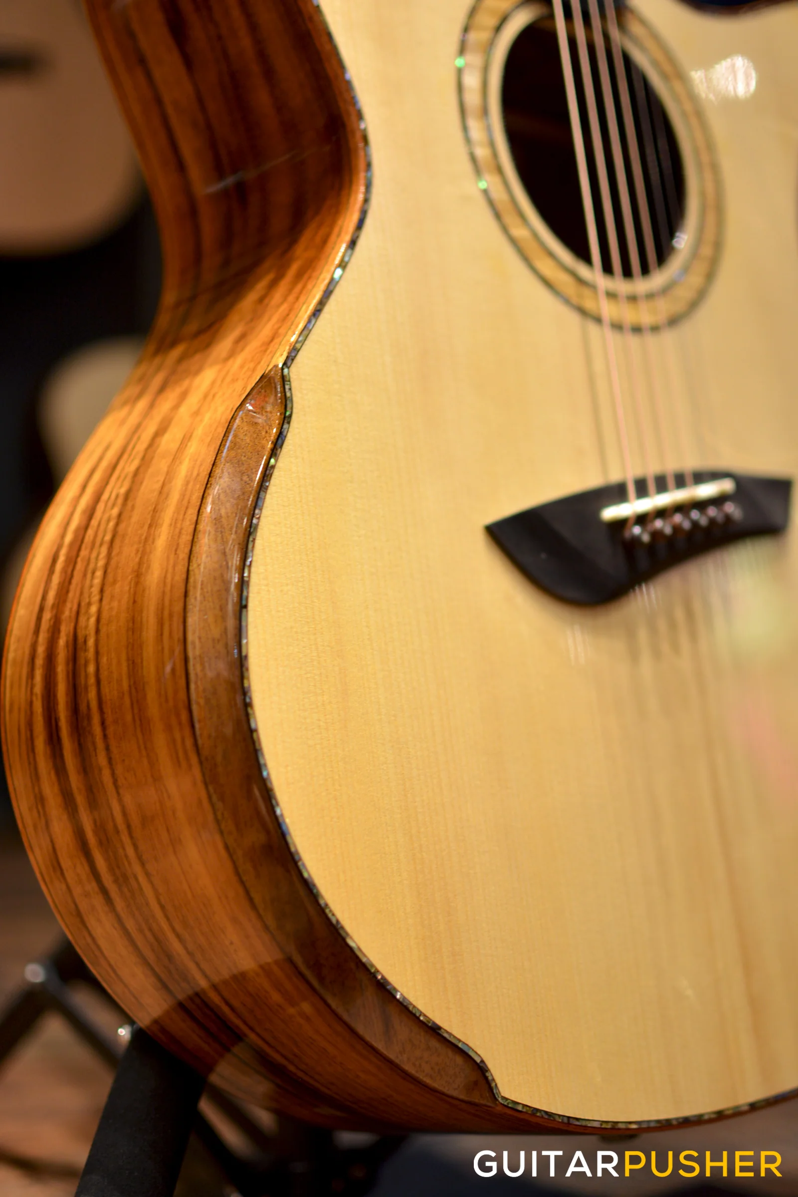 Maestro Custom Series Singa-K CSB A FF All-Solid Wood Adirondack Spruce/Pacific Koa Fanned Fret Acoustic Guitar - Image 9