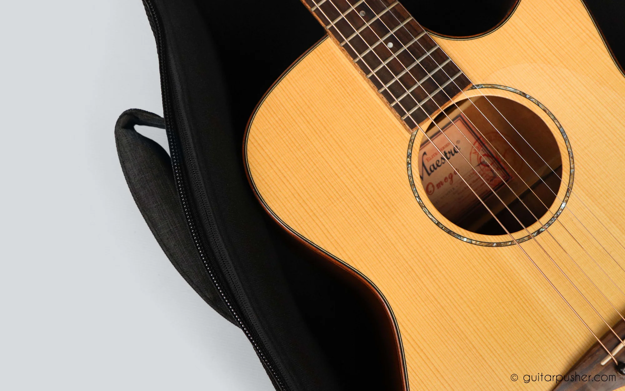 Maestro Premium Acoustic Guitar Gig Bag Standard Size 30mm Grey - Image 11