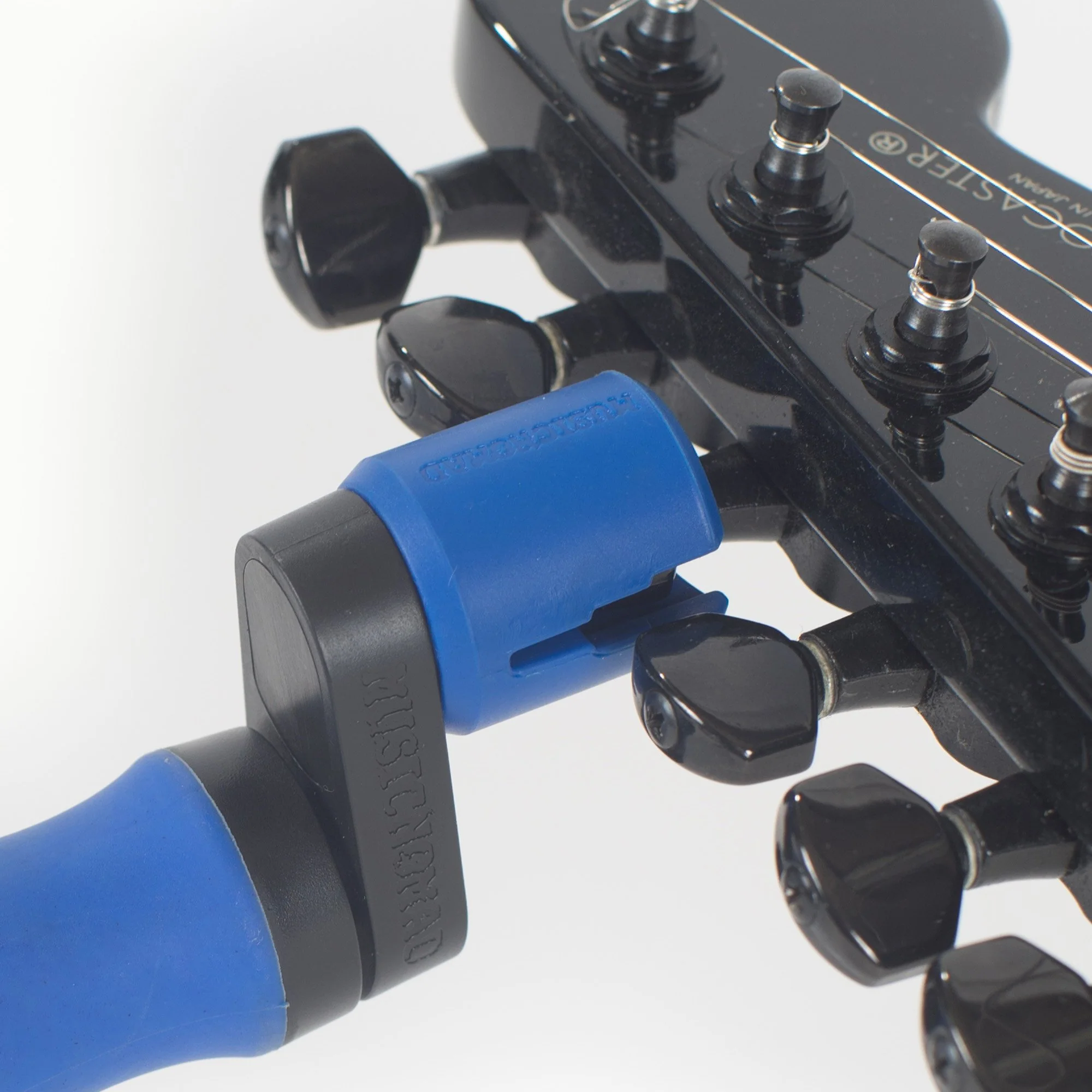 Music Nomad GRIP Winder - Rubber Lined, Dual Bearing Peg Winder MN221 - Image 6