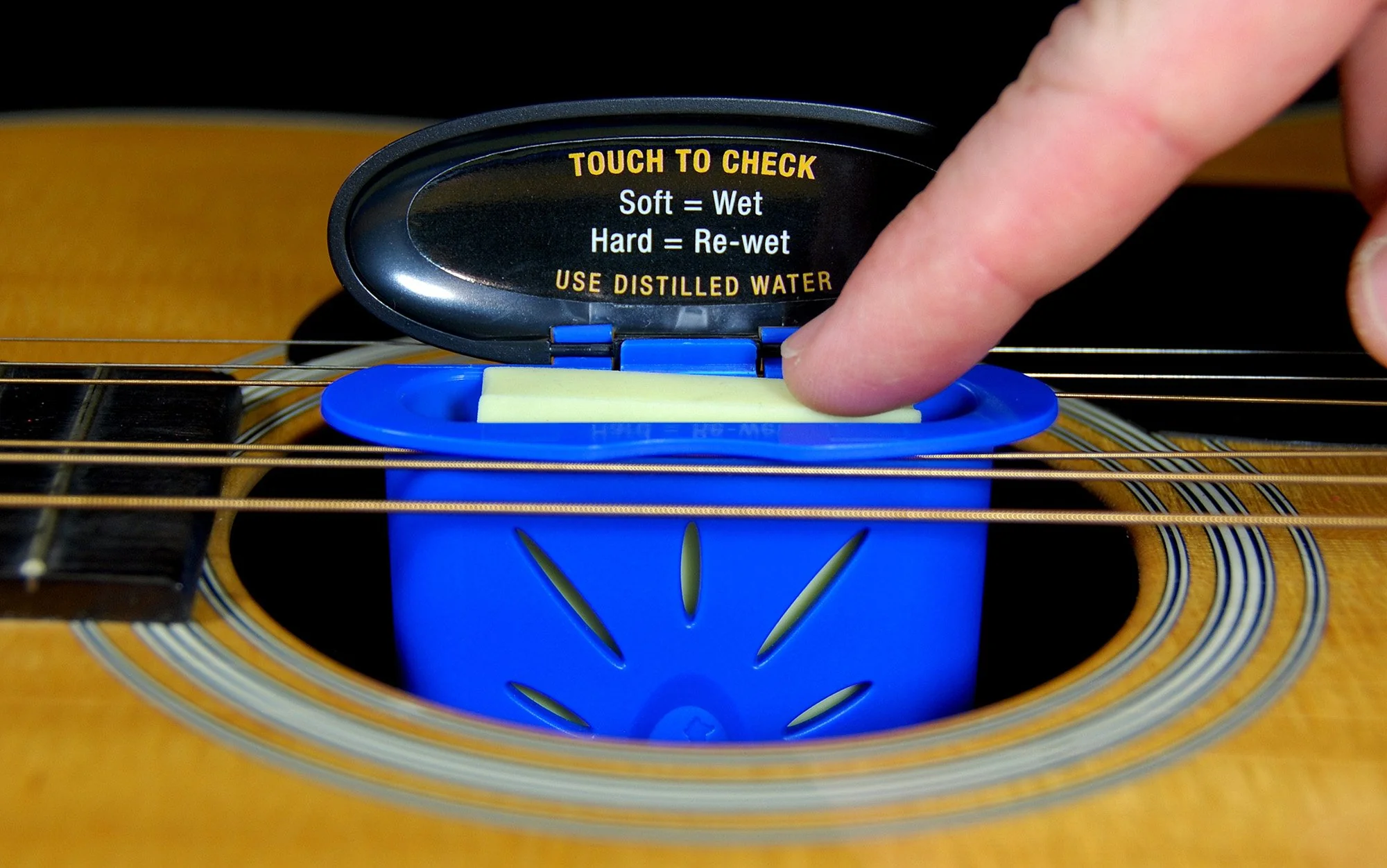 Music Nomad The Humitar - Acoustic Guitar Soundhole Humidifier MN300, MN301 - Image 8