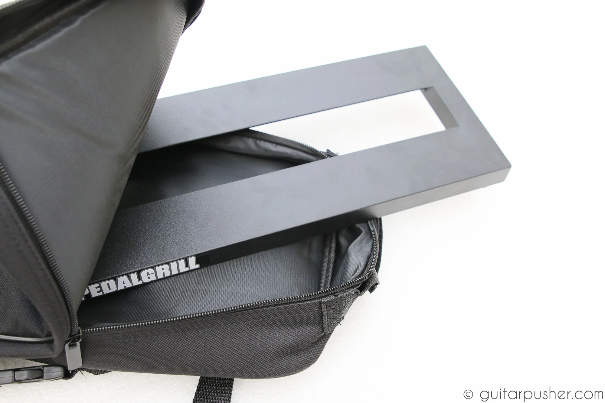 Pedal Grill GG-1 Grab n Go Pedal Board w/ Case (14.75 x 5.75in) - Image 3