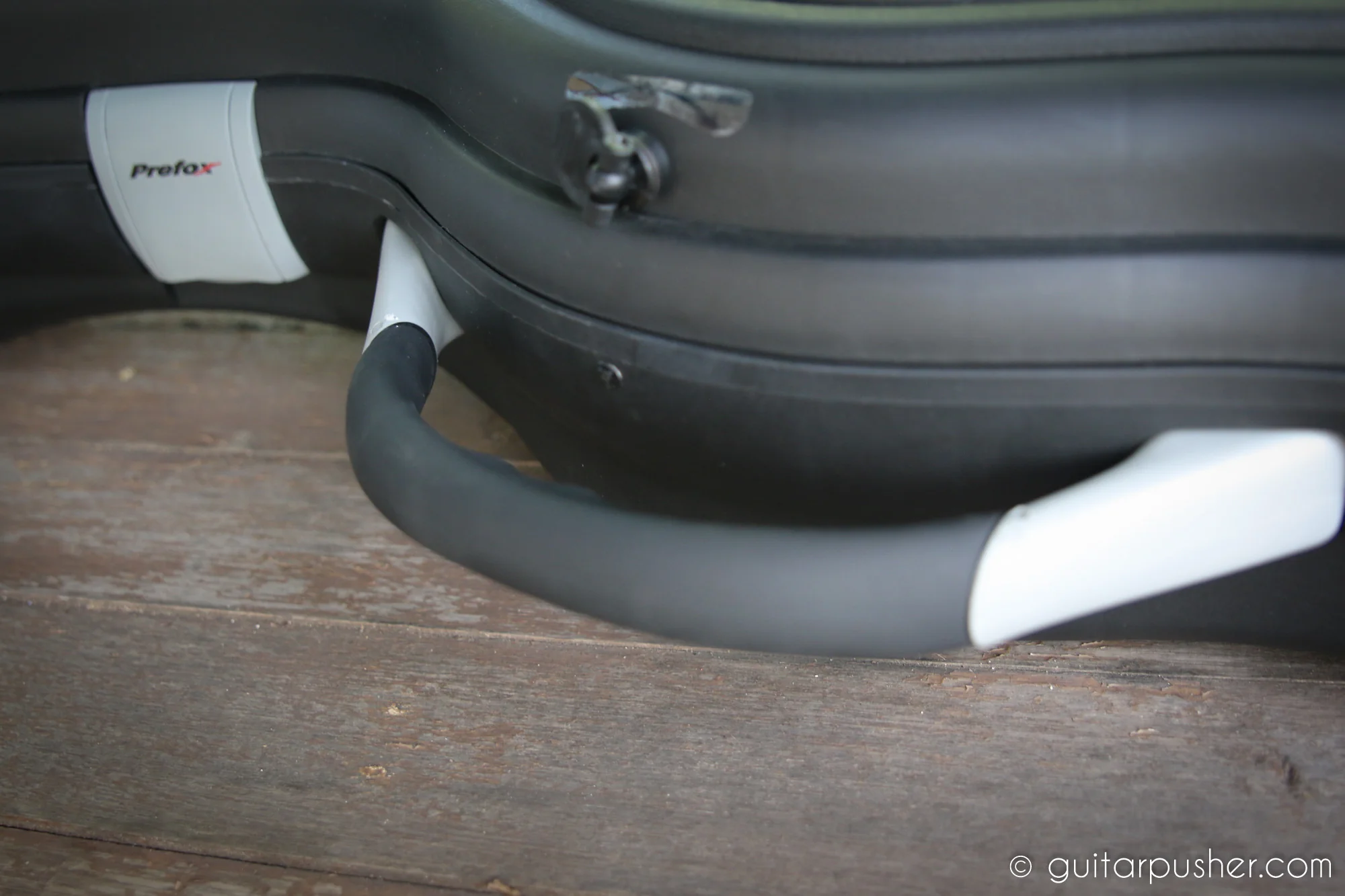 Prefox CA101 Water-resistant case for Dreadnought Acoustic - Image 5