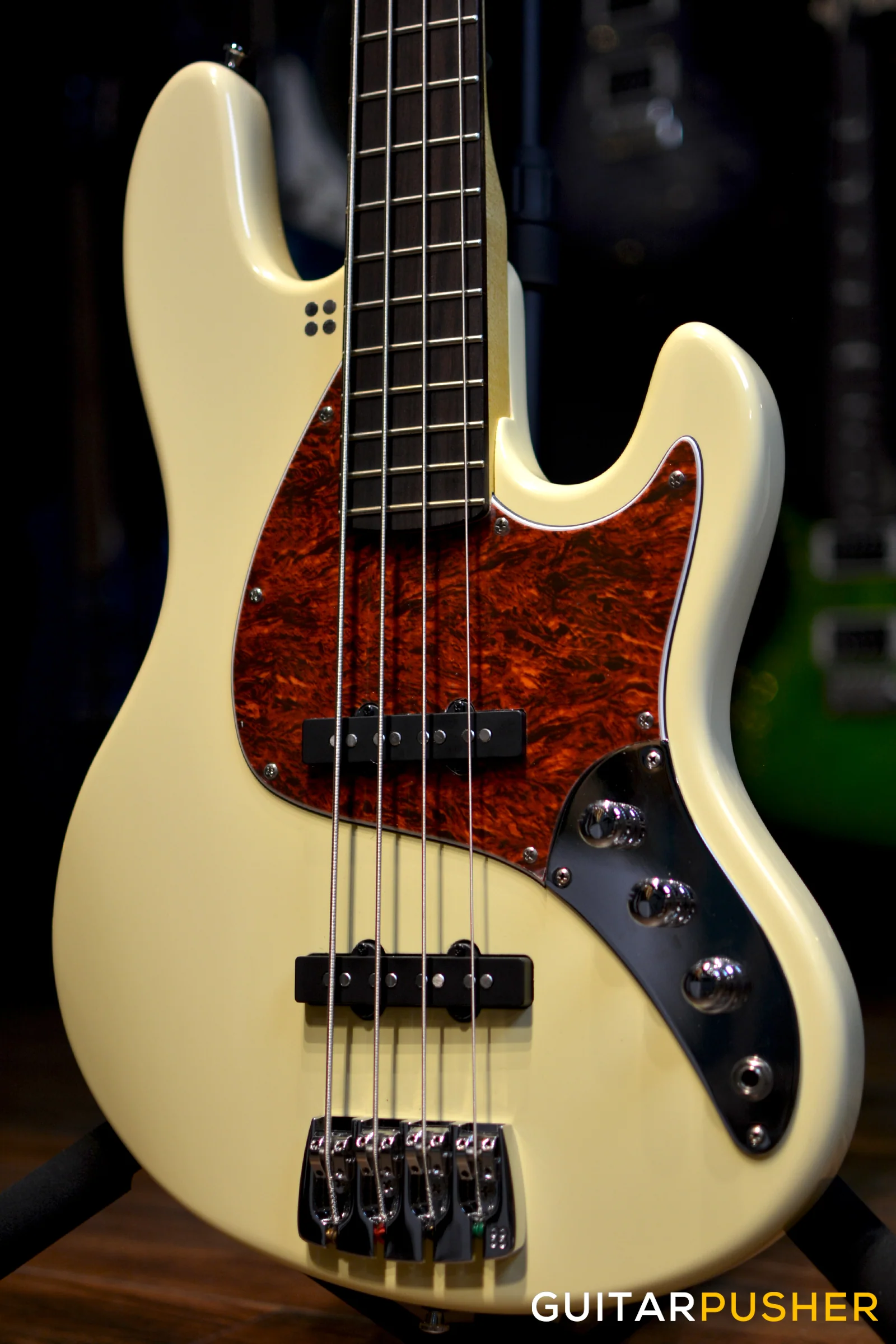 Sandberg Electra TT 4-String Bass - Cream - Image 5