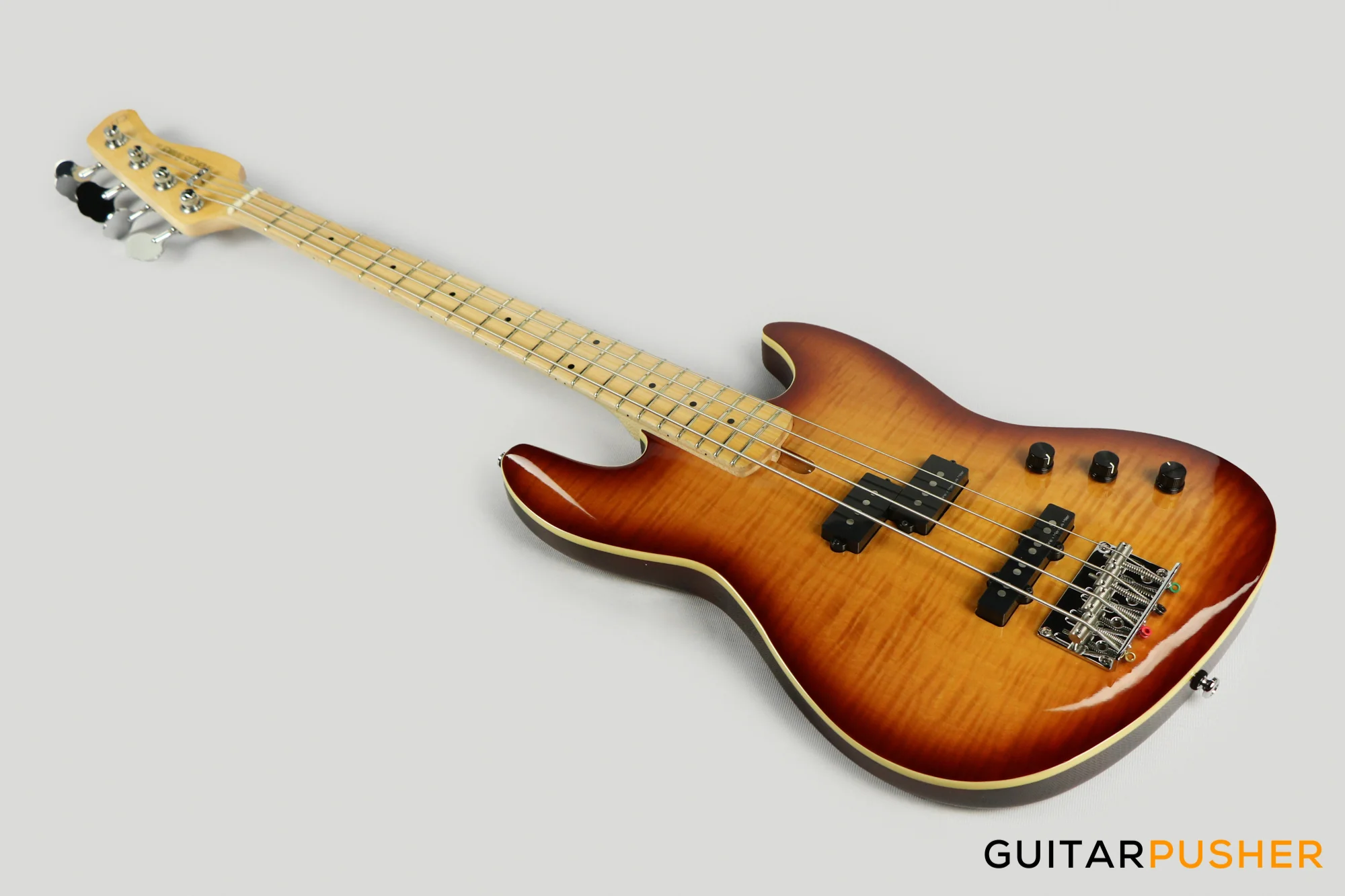 Sire U5 Alder Short Scale 4-String P+J Bass (2023) - Tobacco Sunburst - Image 10
