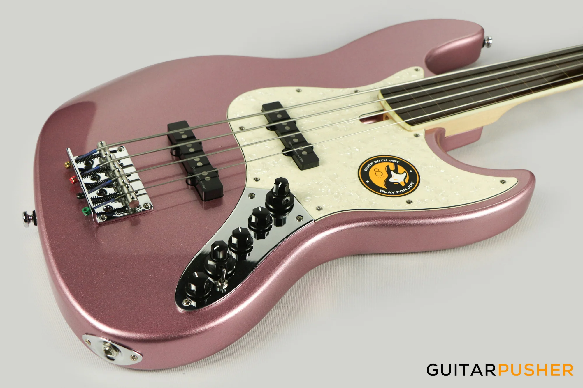 Sire V7 Alder 4-String Burgundy (2023) - FRETLESS - Image 11