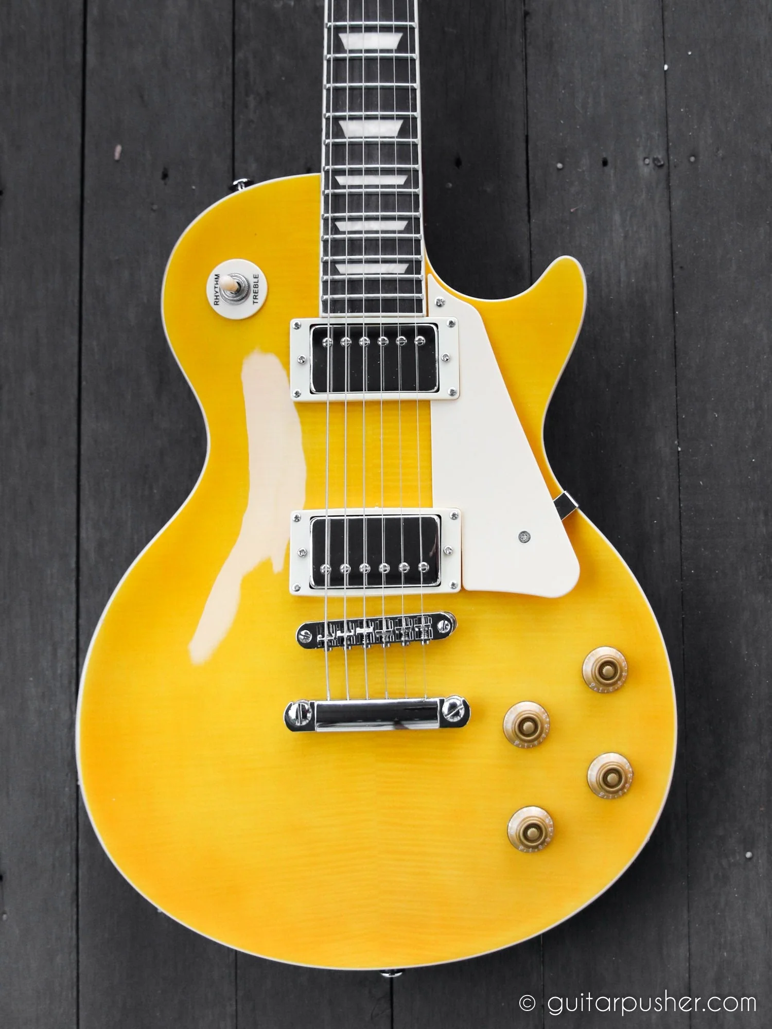 Tagima EG-535 Singlecut Electric Guitar - Trans Amber