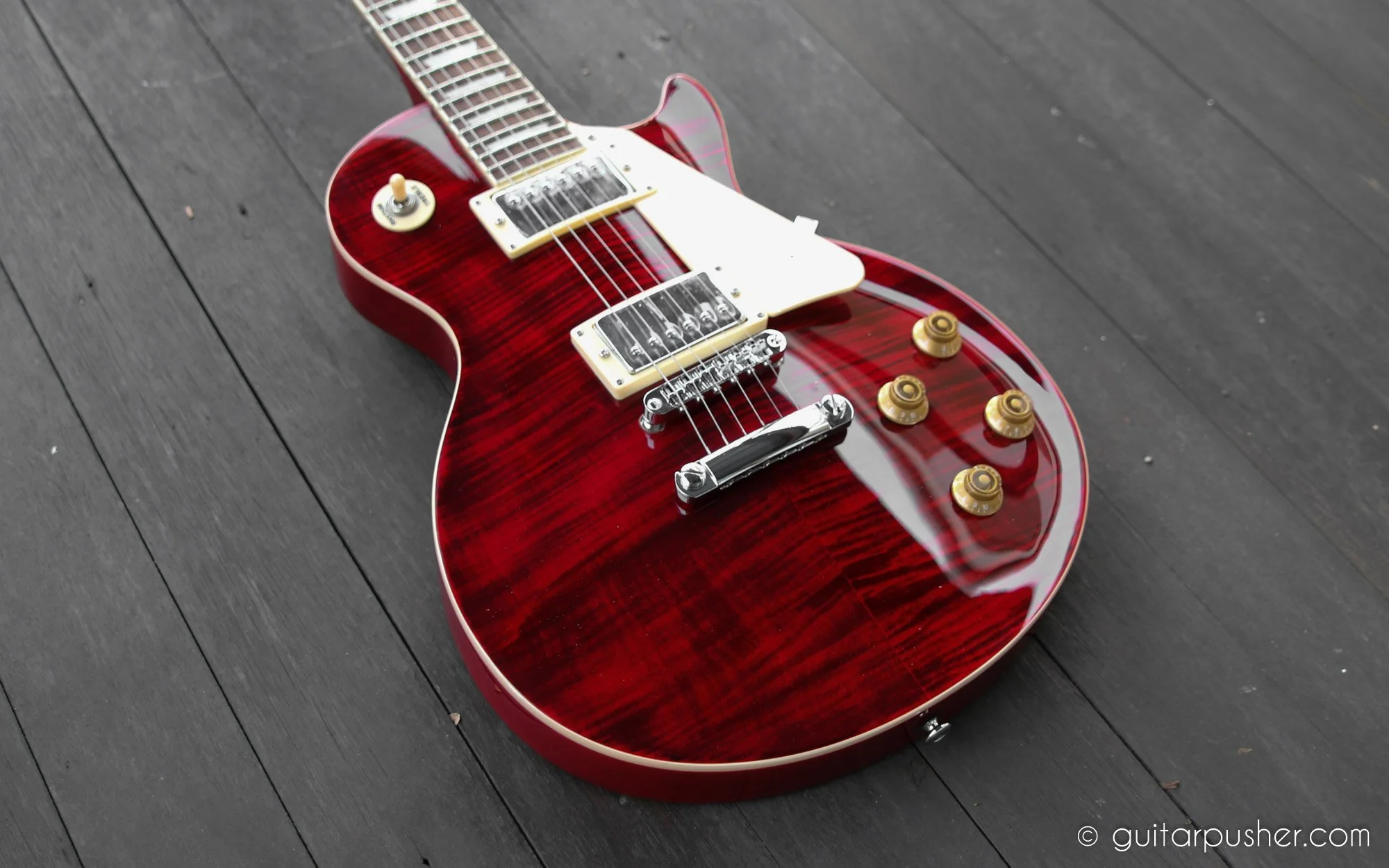 Tagima EG-535 Singlecut Electric Guitar - Trans Red - Image 6