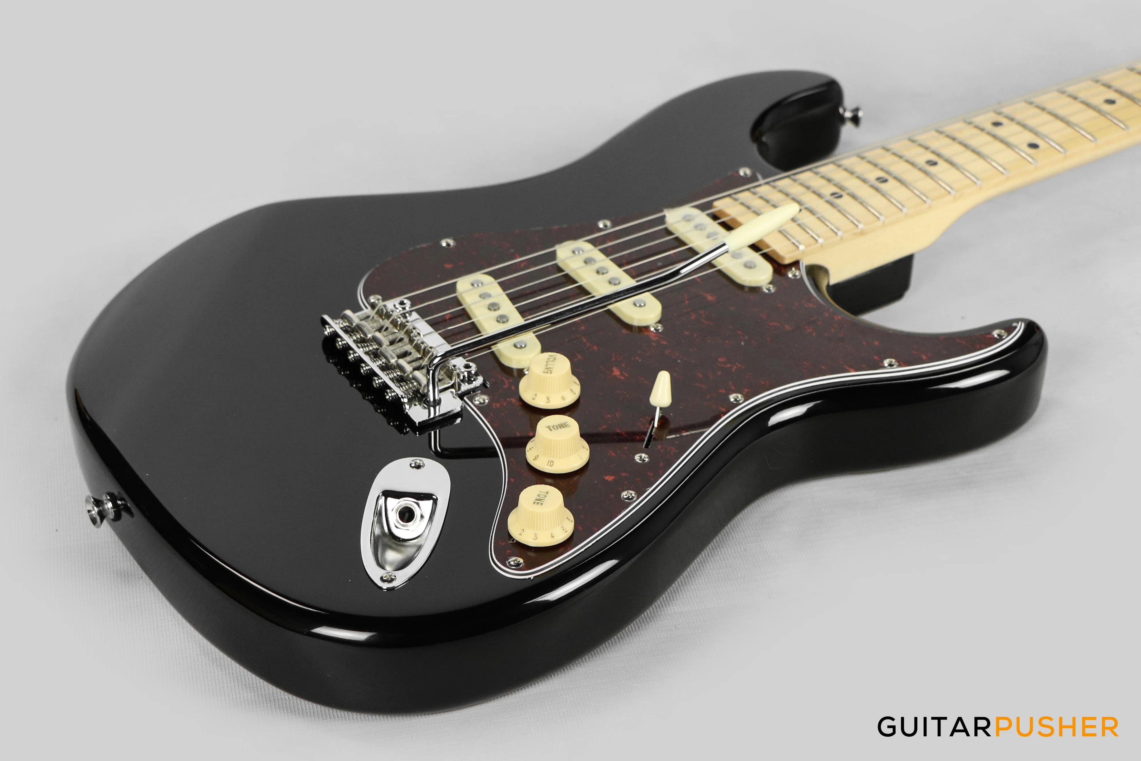 Tagima New T-635 Classic Series S Style Electric Guitar - Black (Maple Fingerboard/Tortoise Shell Pickguard) - Image 10