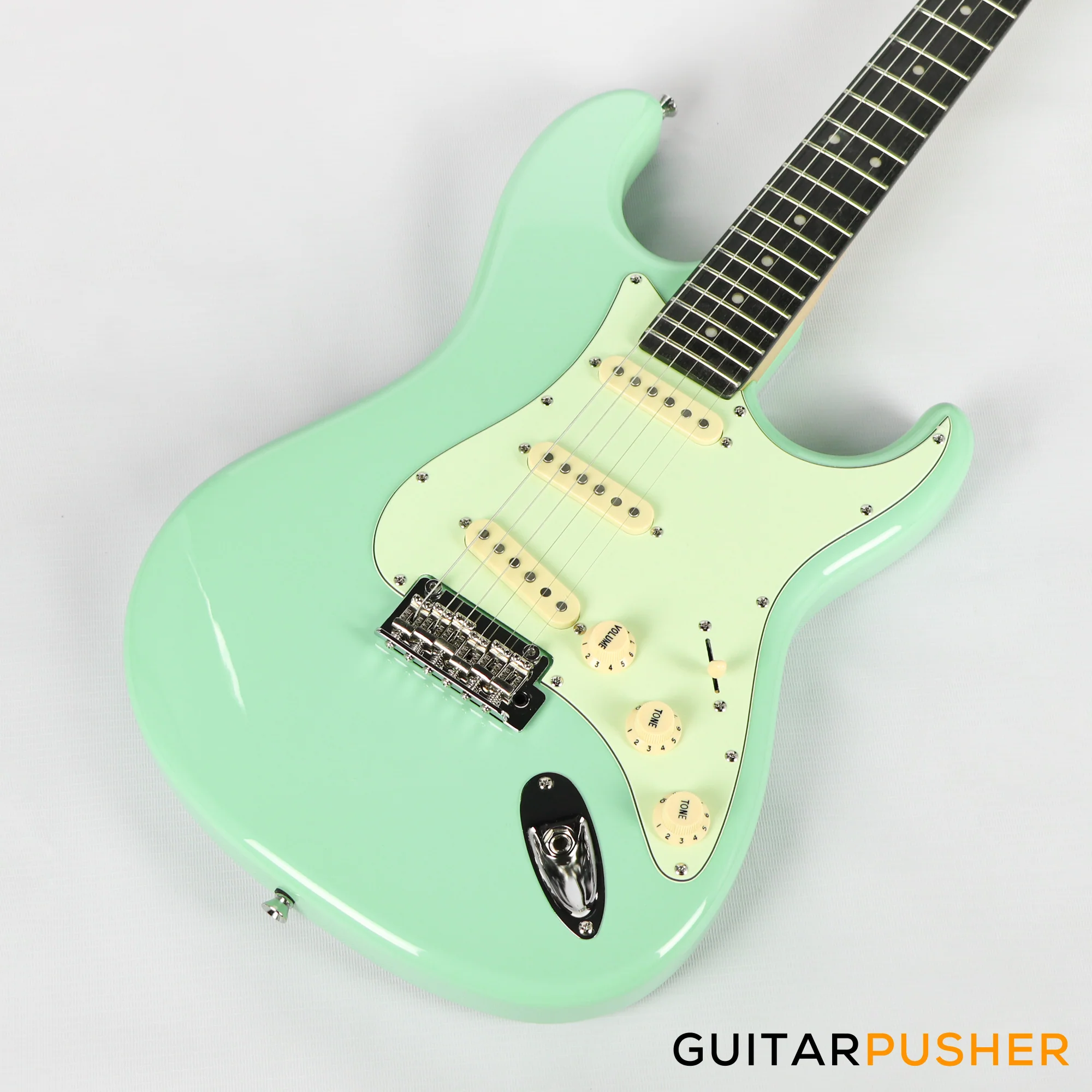 Tagima New T-635 Classic Series S Style Electric Guitar - Surf Green (Rosewood Fingerboard/Mint Green Pickguard) - Image 4