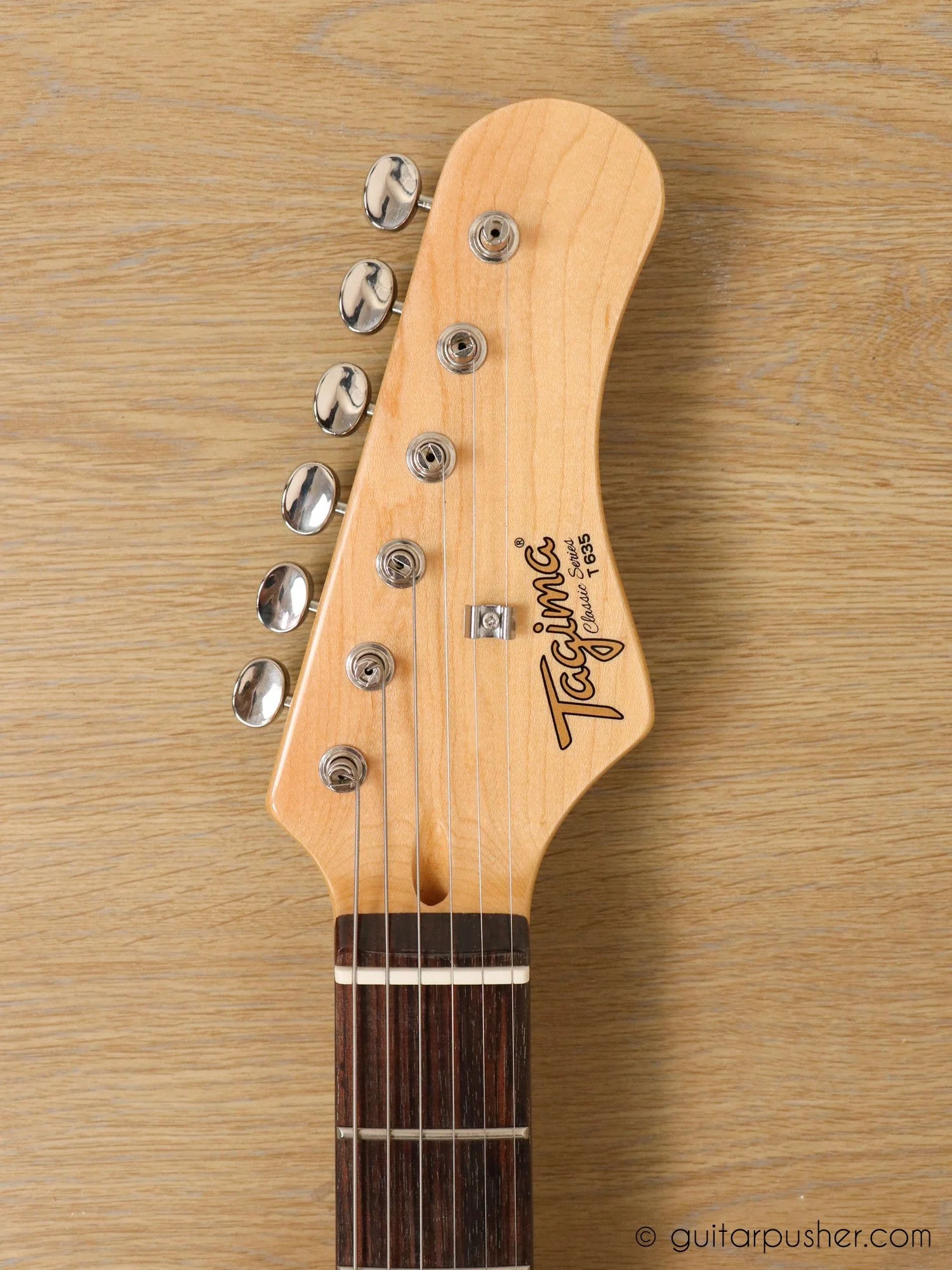 Tagima New T-635 PRO Classic Series S Style HSS Electric Guitar - Black (Rosewood Fingerboard/Tortoise Shell Pickguard) - Image 12