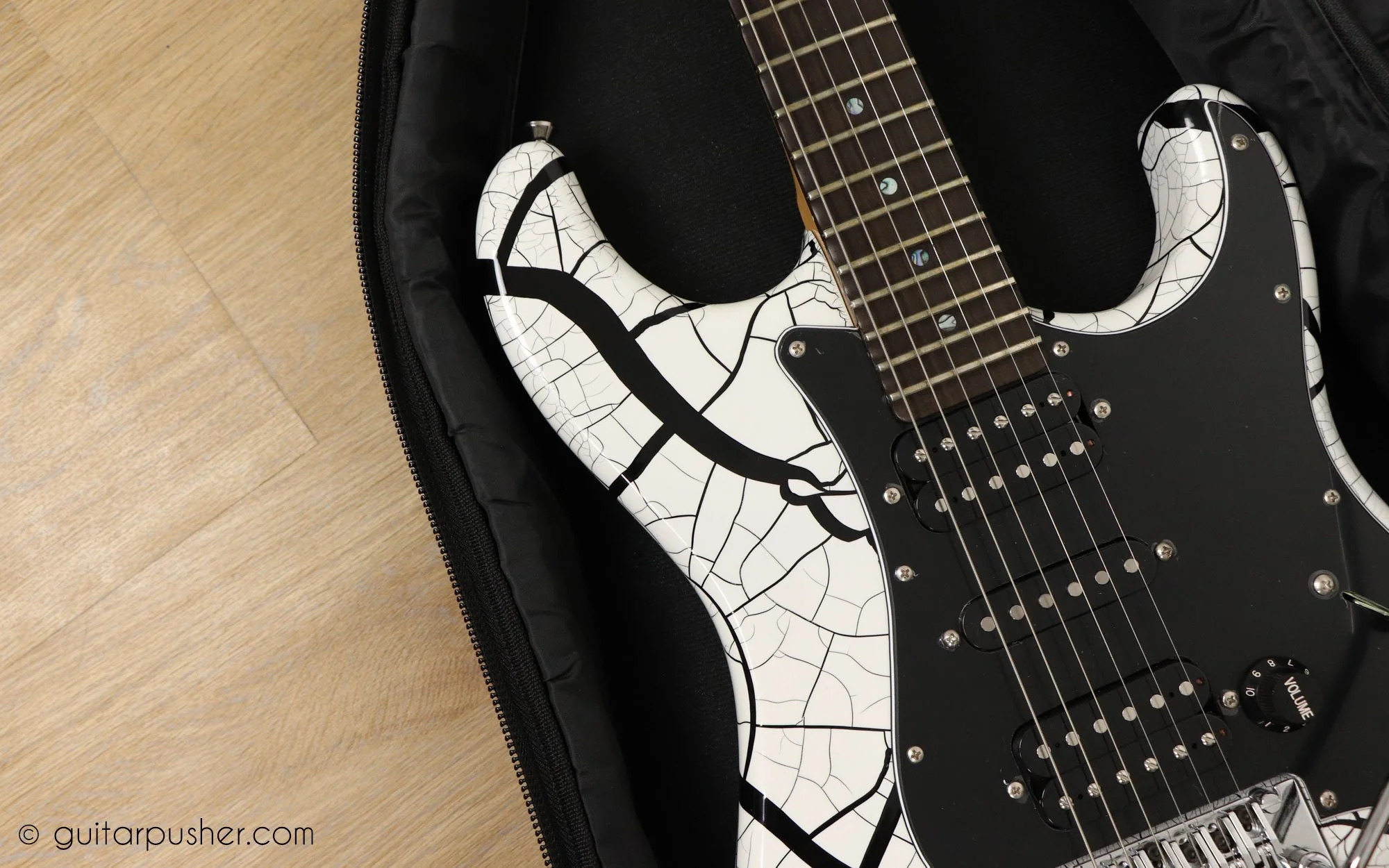 Tagima Signature Series JA-2 HSH S-Style w/ Gotoh Floyd Rose System - White Crack - Image 25