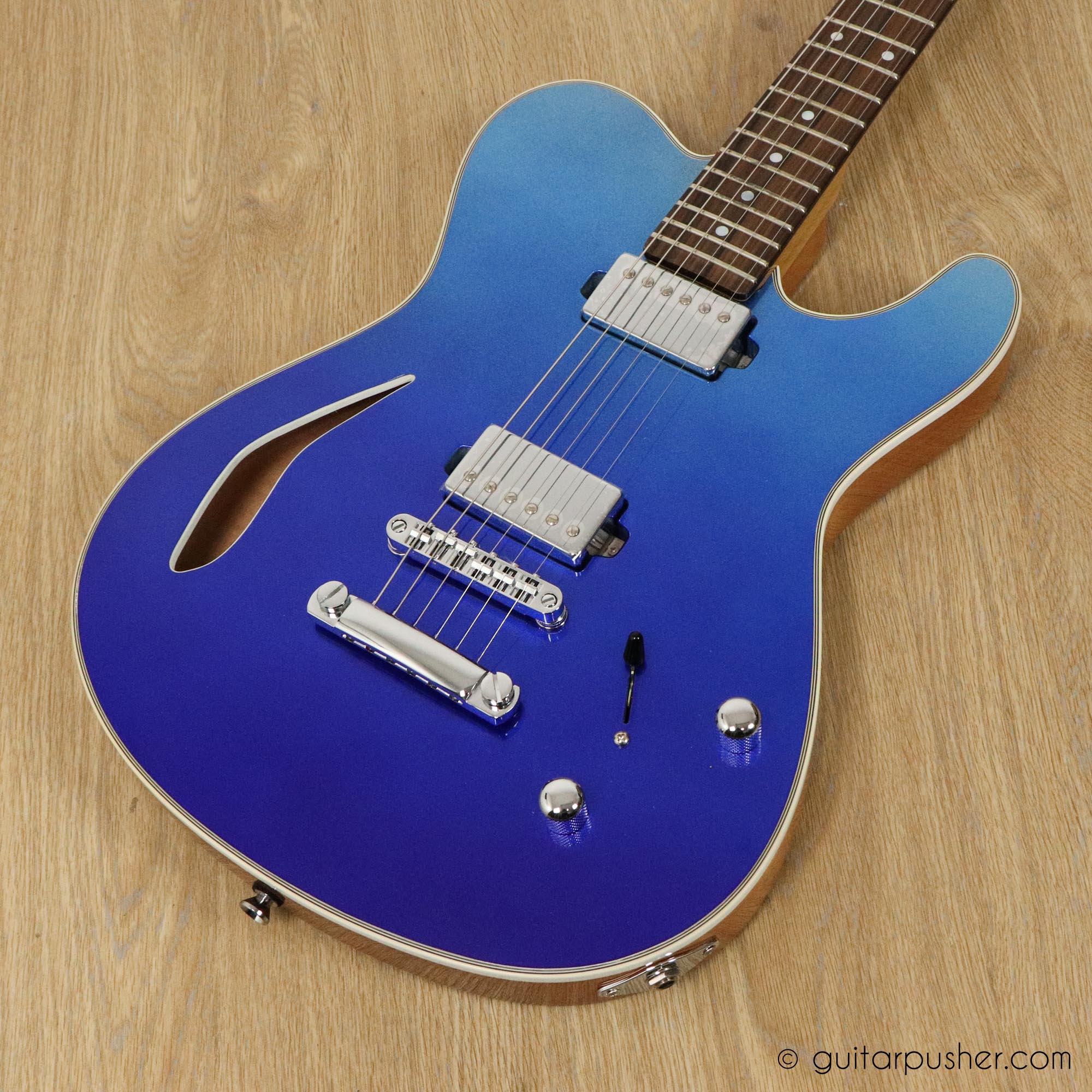 Tagima Signature Series New Blues Semi-Hollow T-Style - Ocean Degrade Blue - Image 4