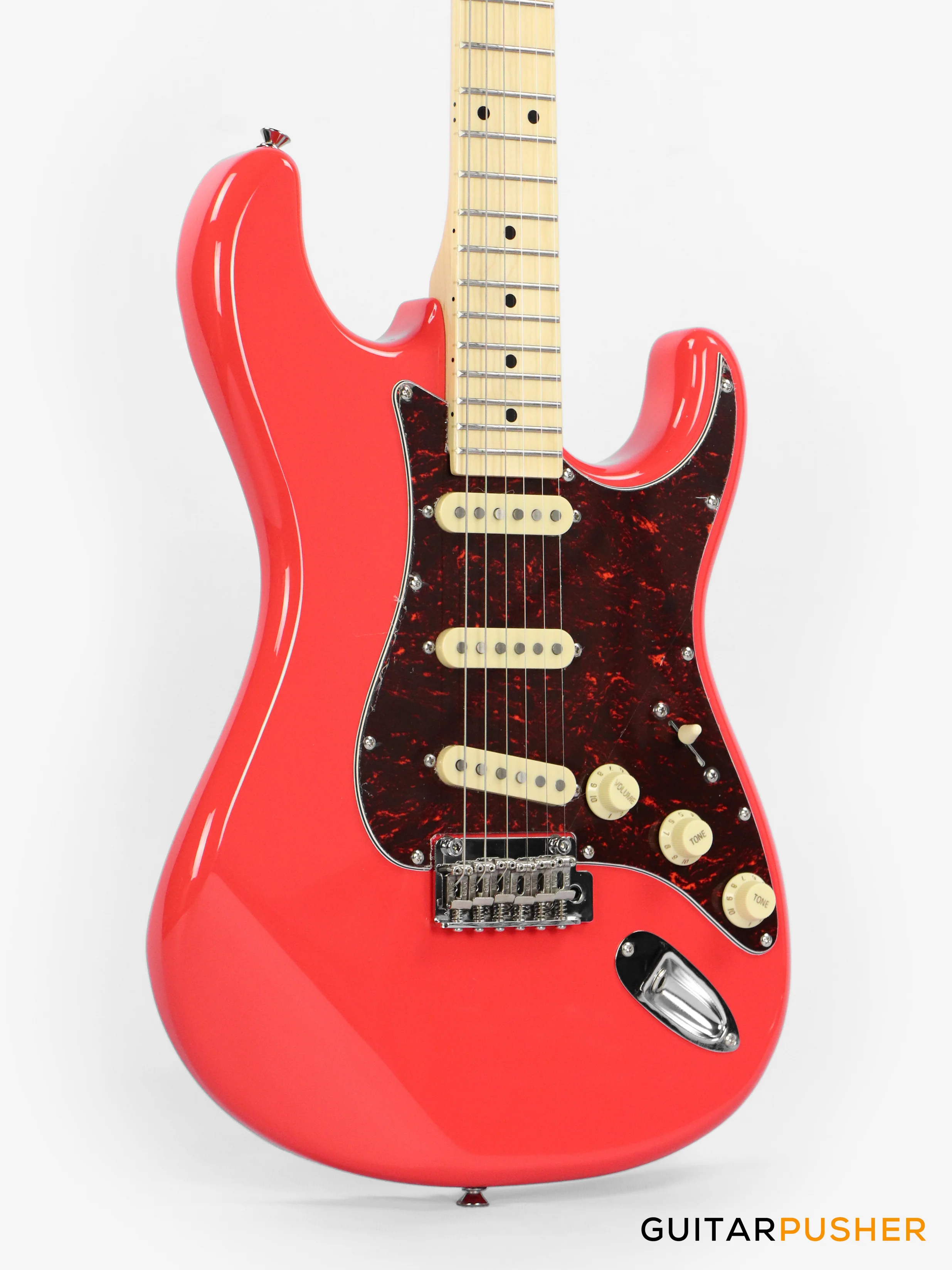 Tagima T-635 Stratocaster - Fiesta Red (Maple Fingerboard / Tortoise Pickguard) - Image 6