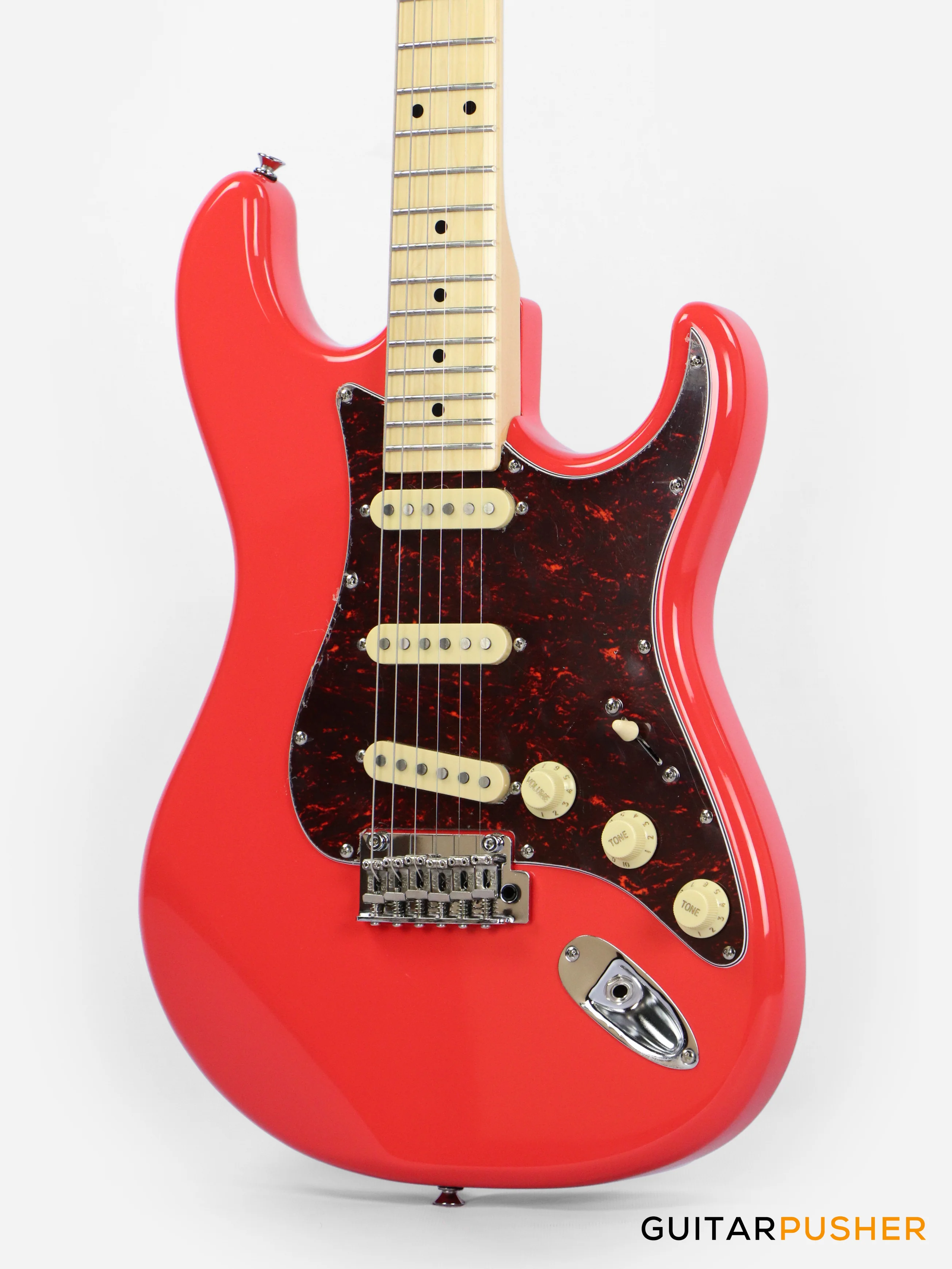 Tagima T-635 Stratocaster - Fiesta Red (Maple Fingerboard / Tortoise Pickguard) - Image 8