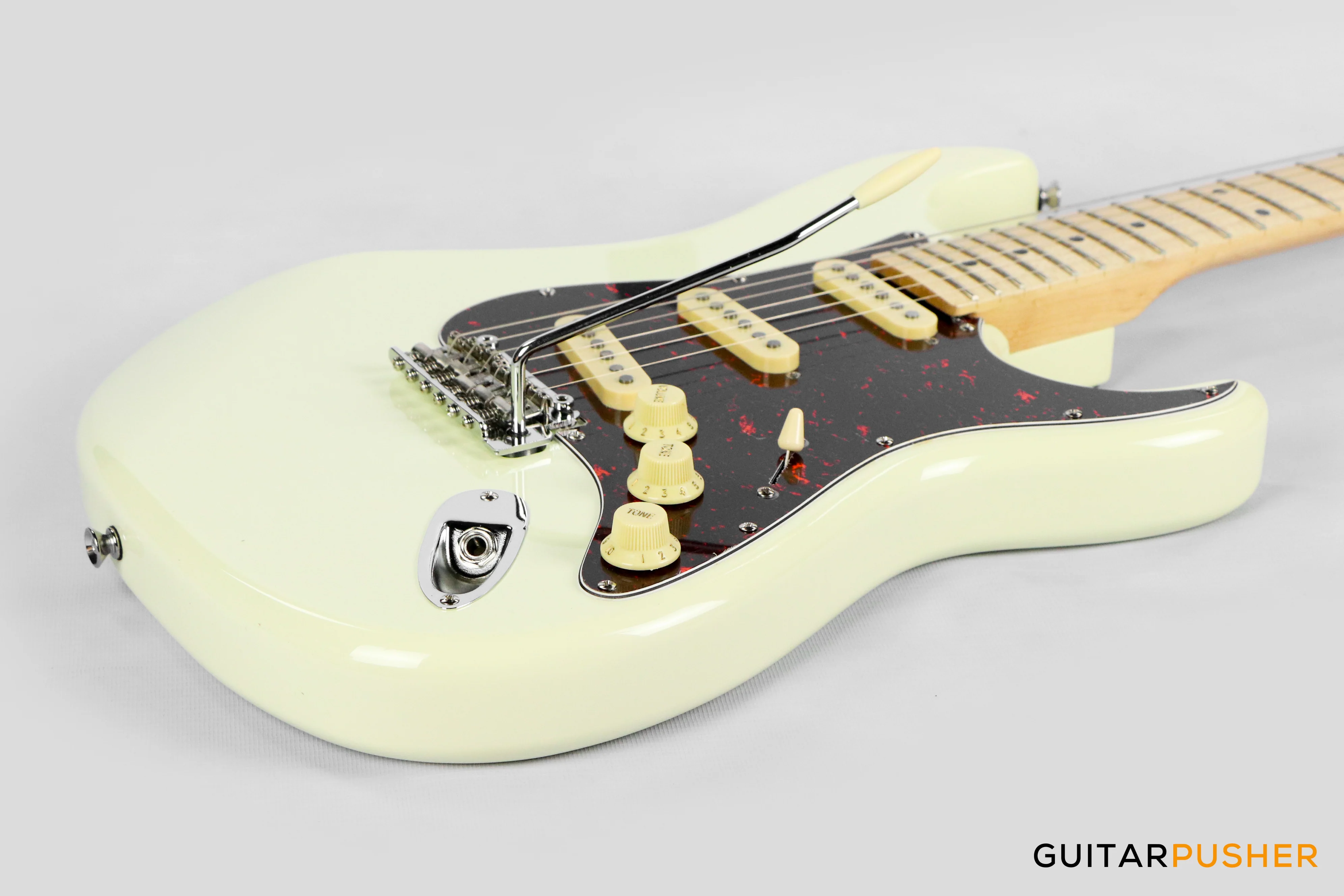 Tagima T-635 Stratocaster - Olympic White (Maple Fingerboard /Tortoise Pickguard) - Image 10