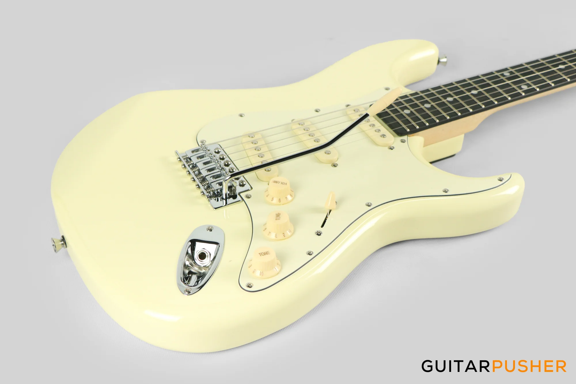 Tagima TG-500 S-Style Woodstock Series - White Vintage (Ebony Fingerboard/Alpine White Pickguard) - Image 11