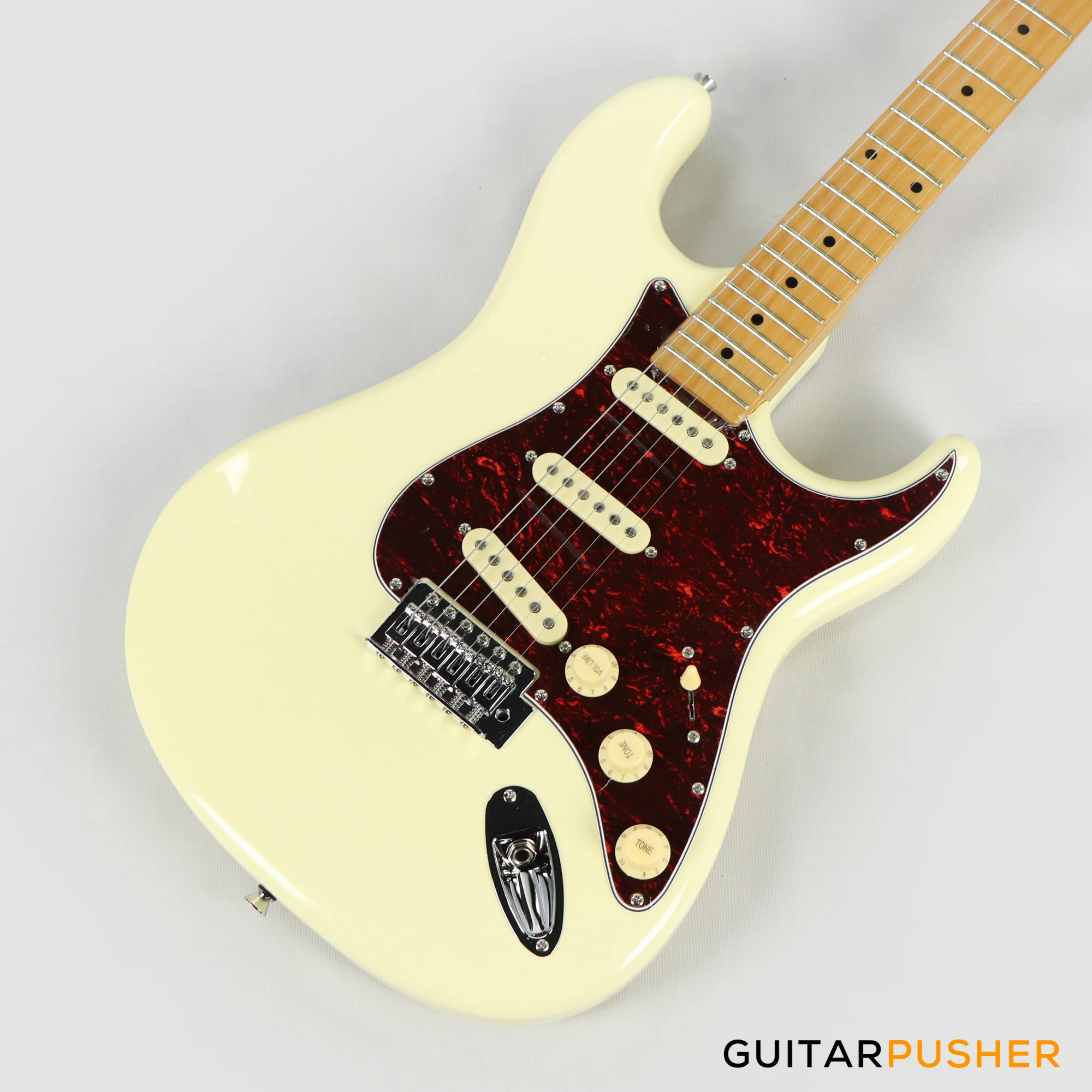 Tagima TG-530 S-Style Woodstock Series - Vintage White (Maple Fingerboard/Tortoise Shell Pickguard) - Image 4