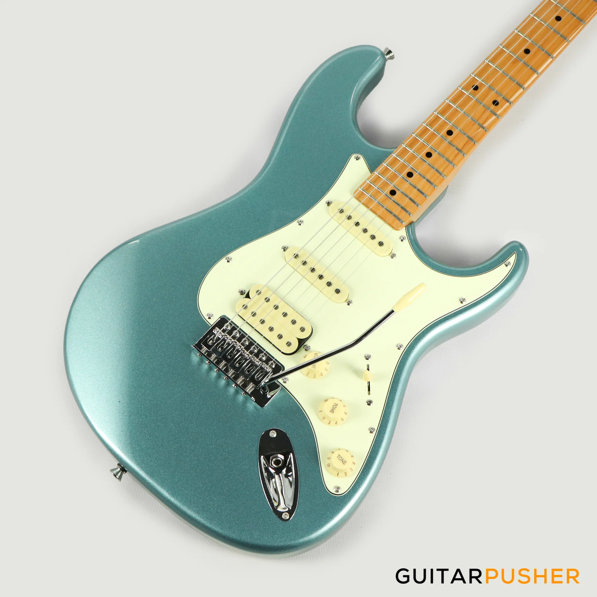 Tagima TG-540 HSS S-Style Woodstock Series - Lake Placid Blue - Image 7
