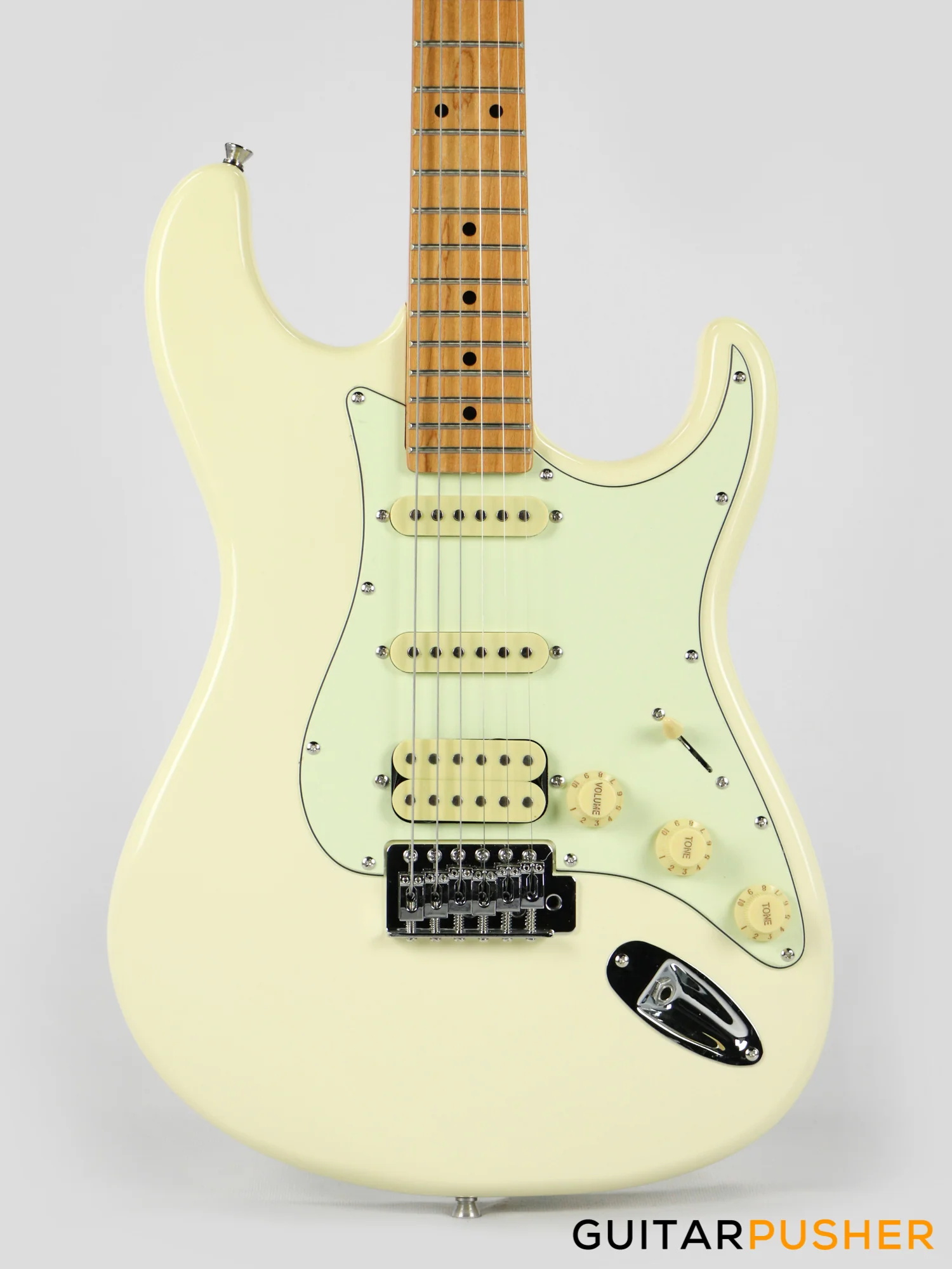 Tagima TG-540 HSS Stratocaster Woodstock Series - Vintage White