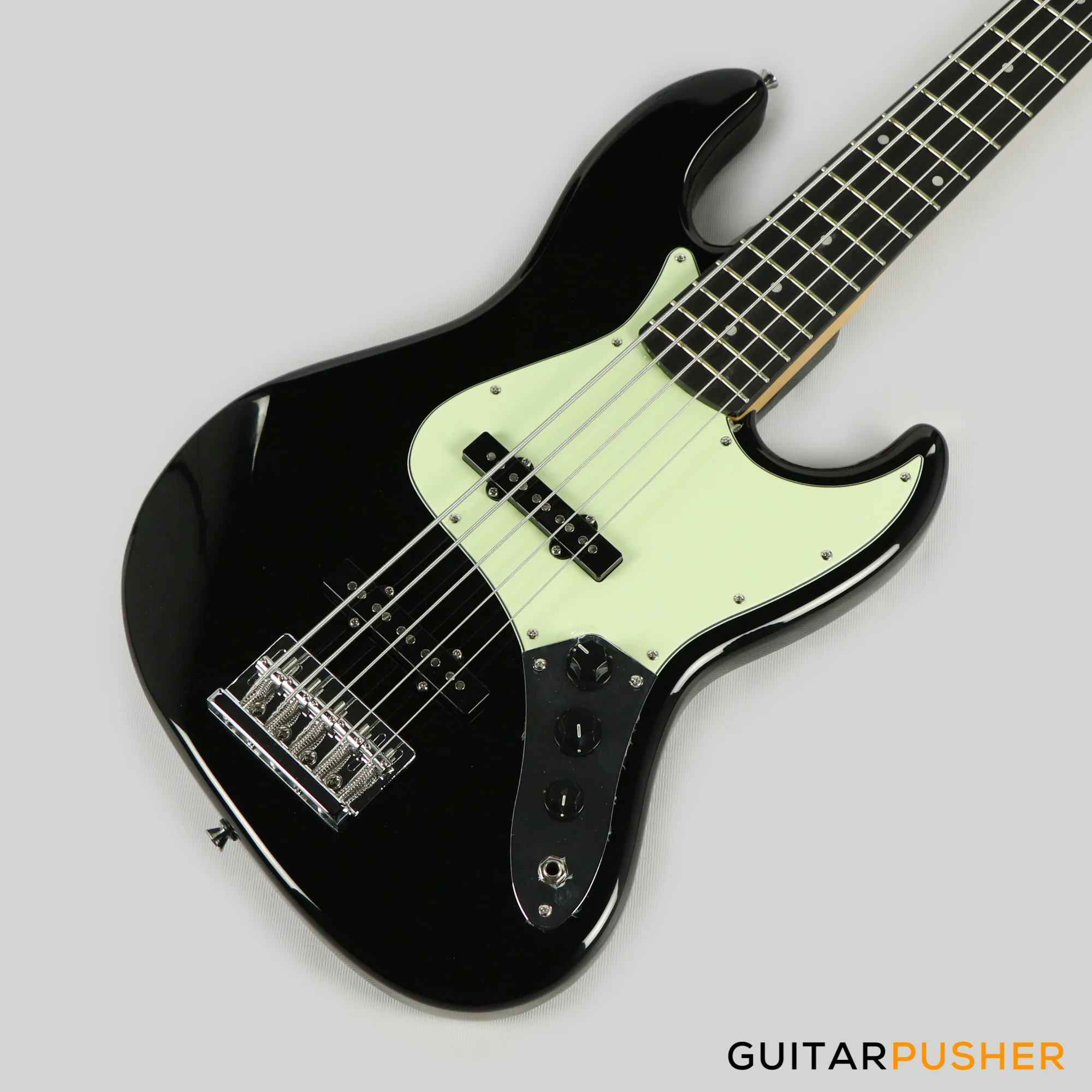 Tagima TW-73 '73 5-String JB Bass Black (Rosewood Fretboard/Mint Pickguard) - Image 11