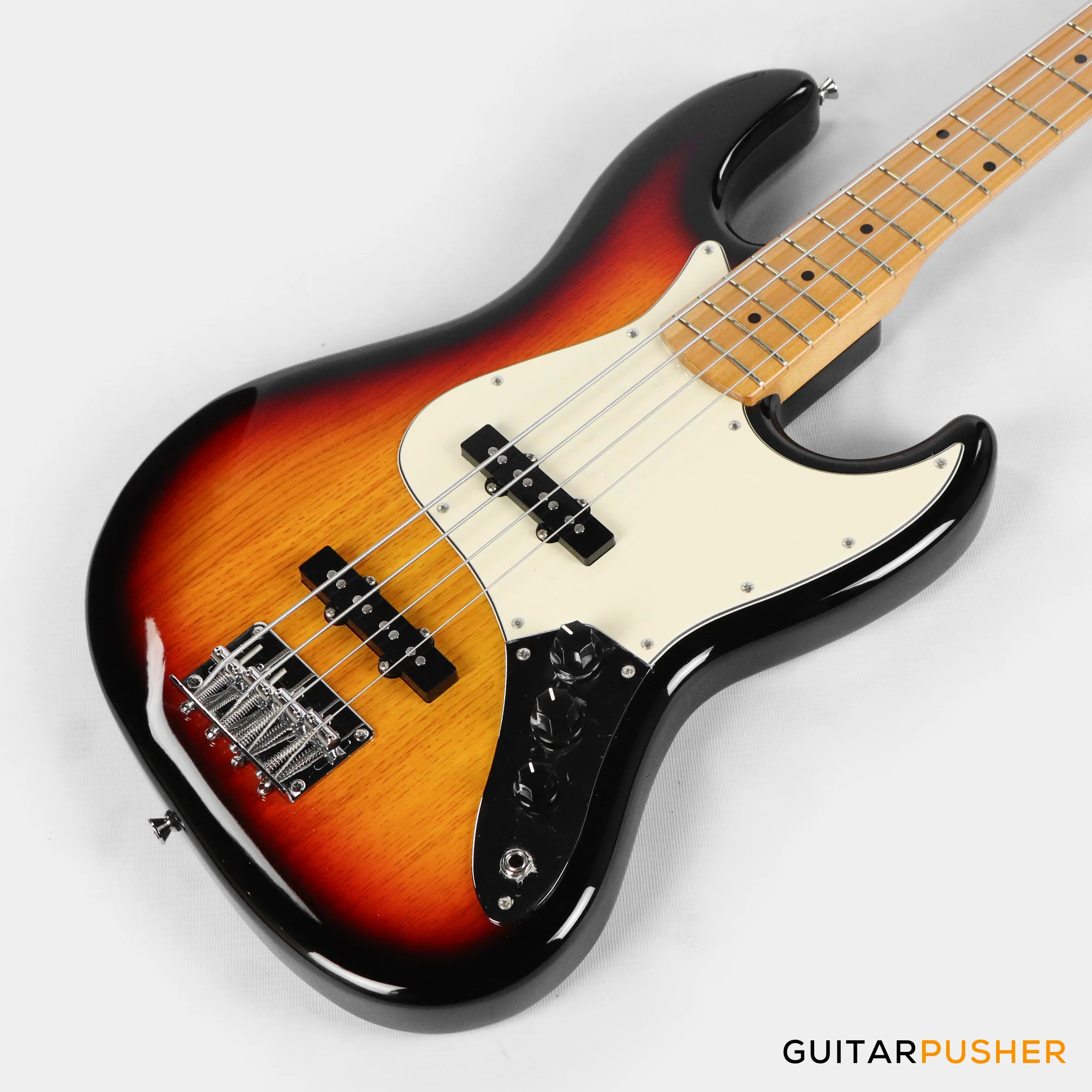 Tagima TW-73 '73 Jazz Bass Sunburst (Maple/Alpine White) - Image 4