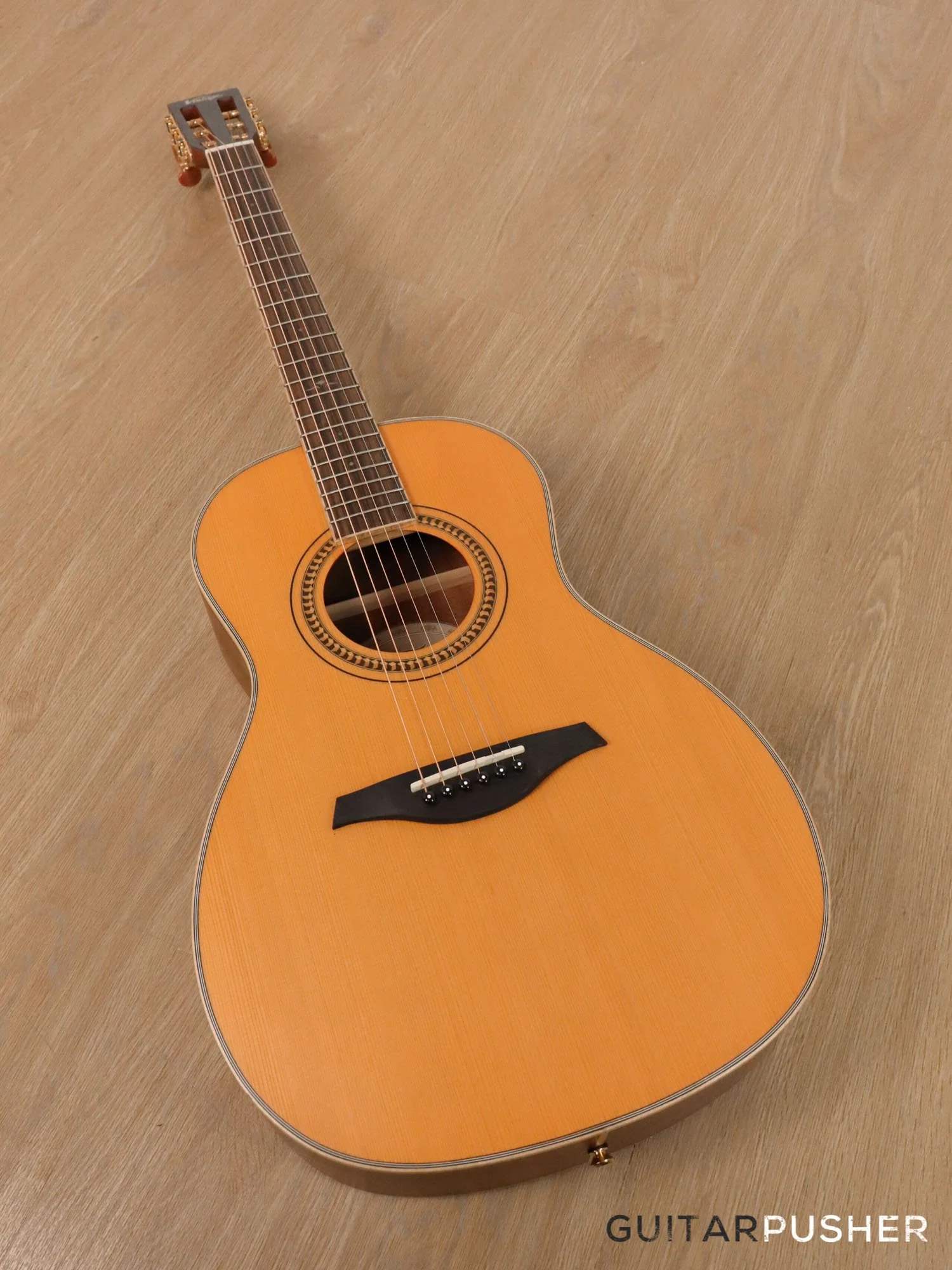 Vintage V880N Solid Top 00 Parlor Acoustic Guitar - Natural - Image 3