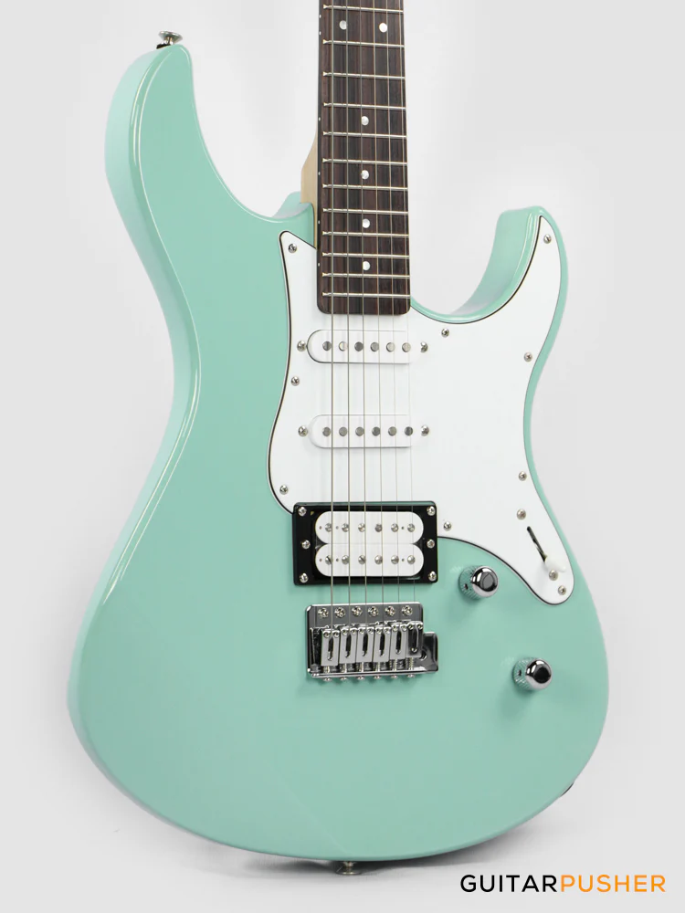 YAMAHA PAC112V HSS Electric Guitar - Sonic Blue - Image 4